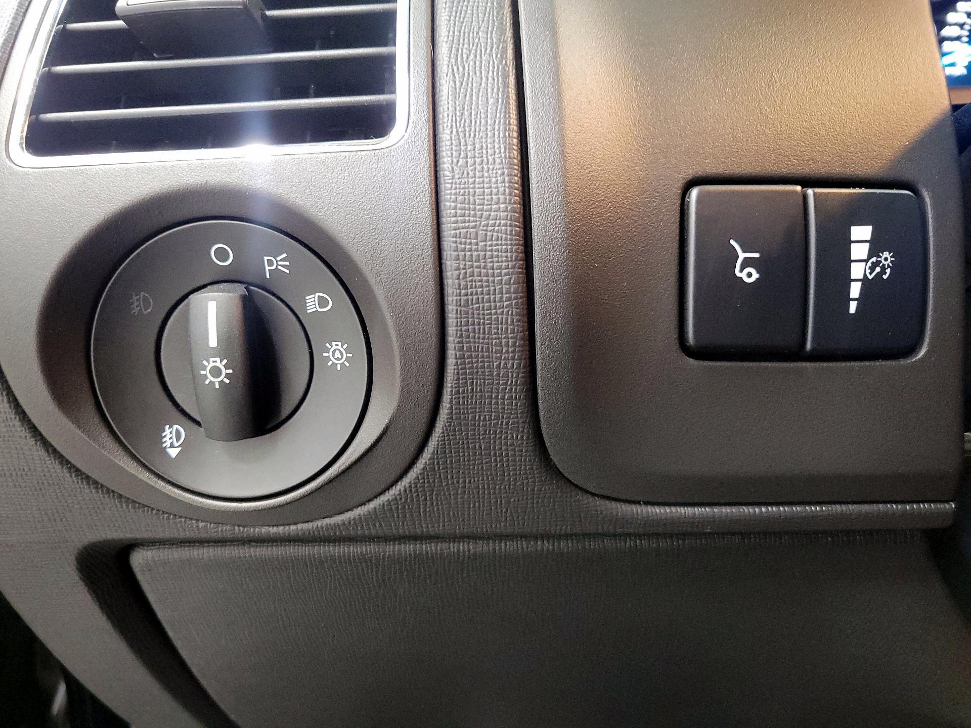 Thumbnail: 2016 Ford Flex - 13