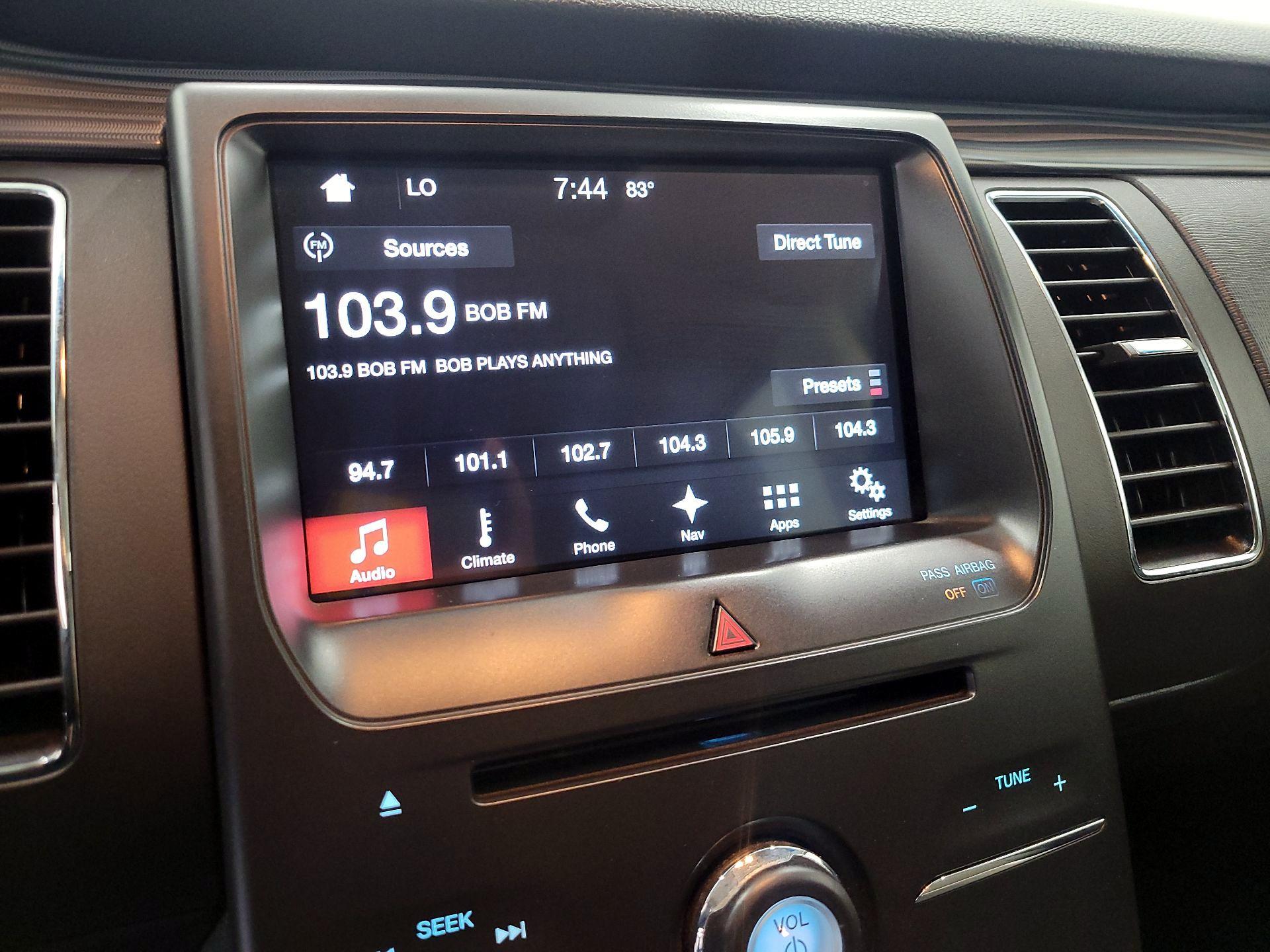 Thumbnail: 2016 Ford Flex - 15