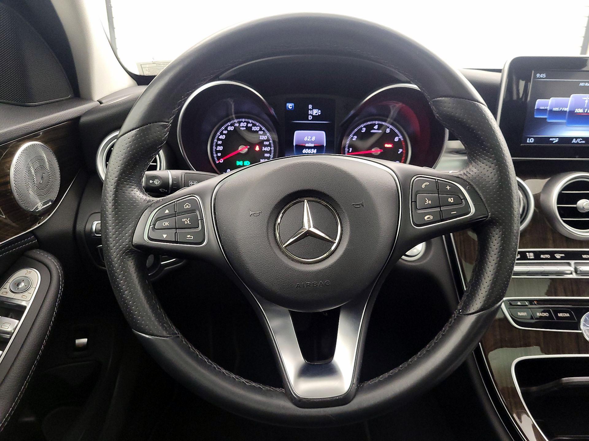 Thumbnail: 2015 Mercedes-Benz C-Class - 10