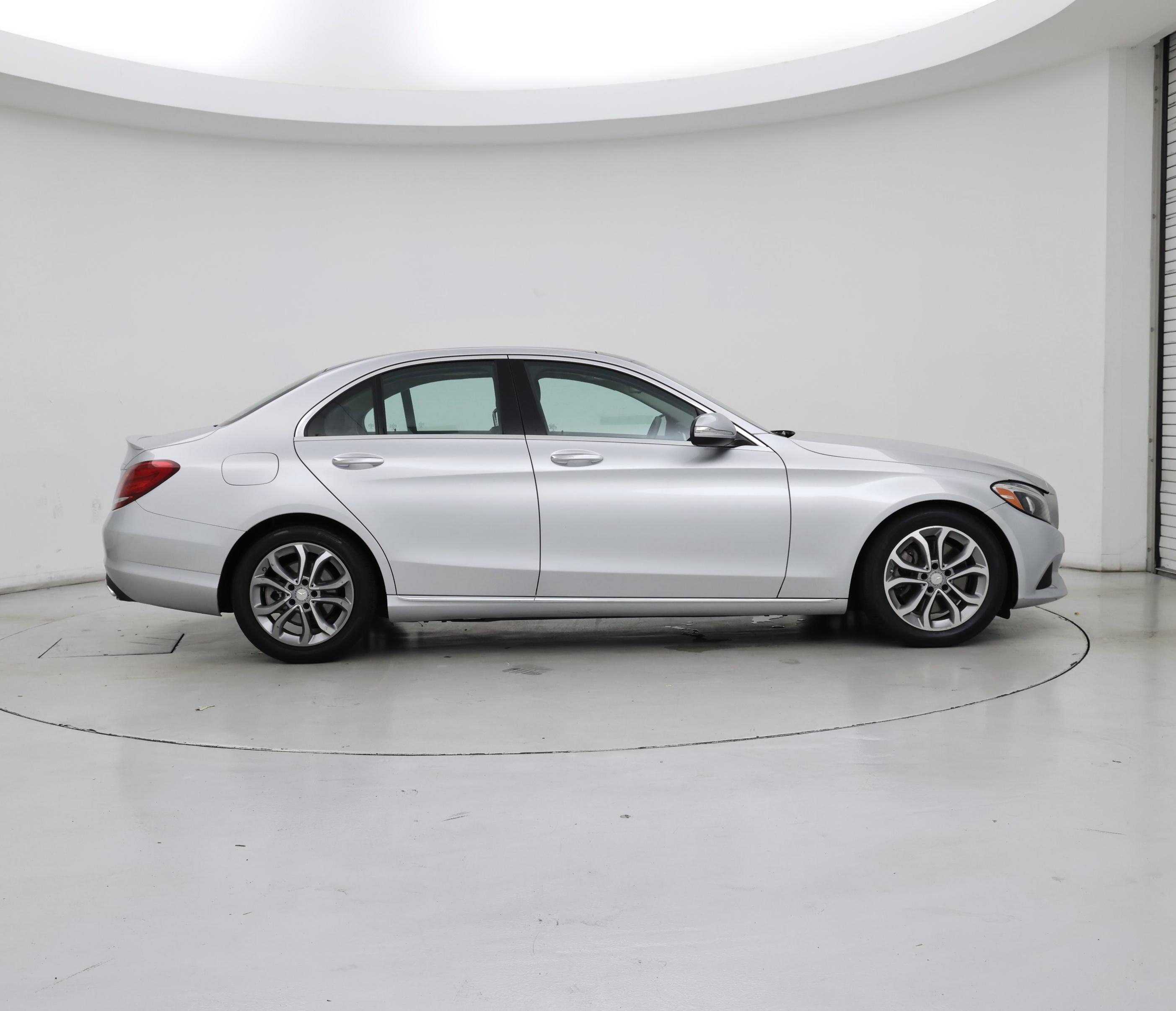 Thumbnail: 2015 Mercedes-Benz C-Class - 7