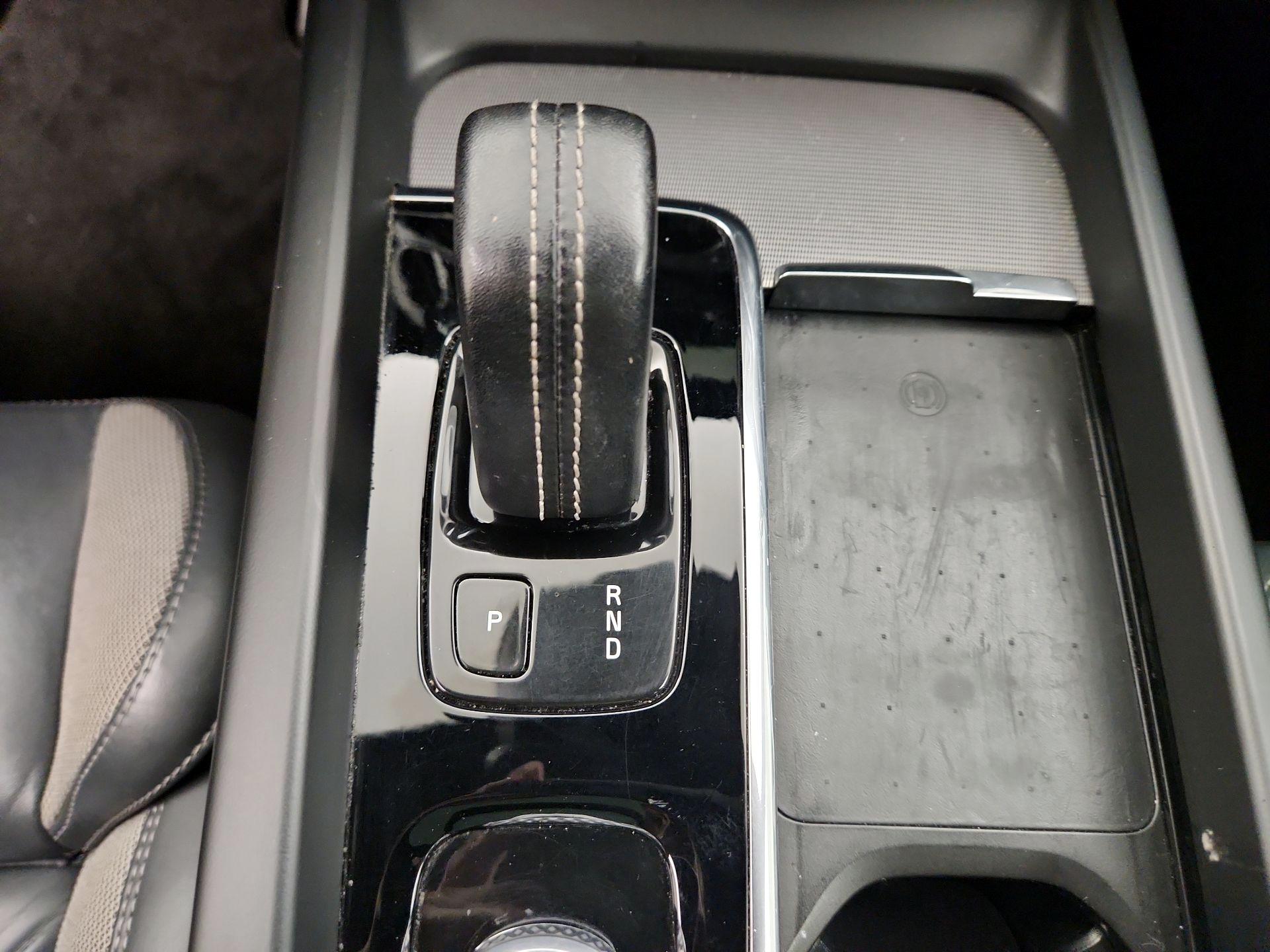 Thumbnail: 2021 Volvo XC60 - 18