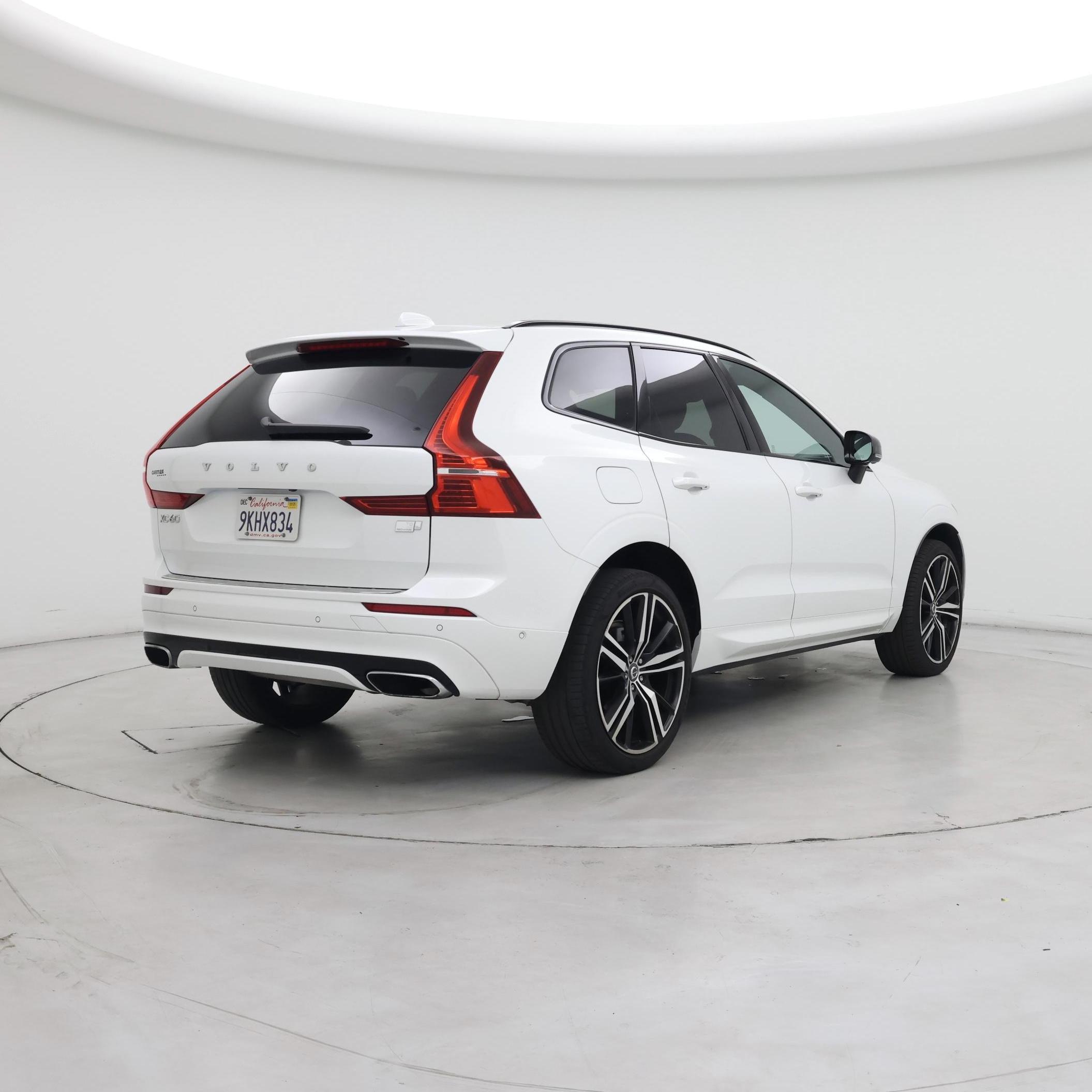 Thumbnail: 2021 Volvo XC60 - 8
