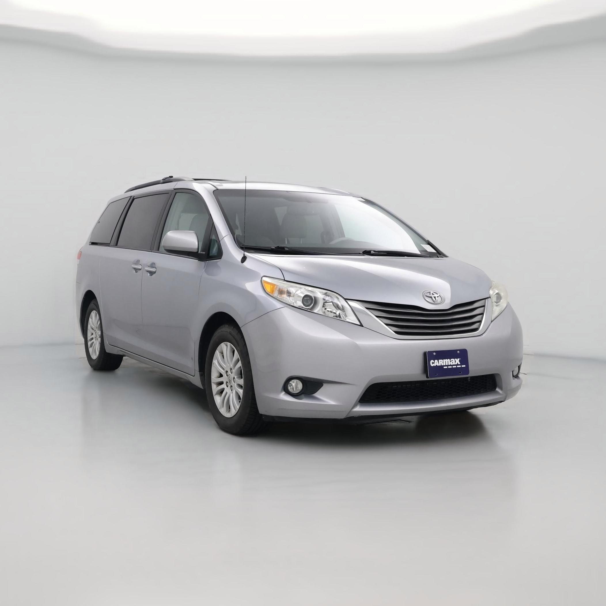 Thumbnail: 2014 Toyota Sienna - 1