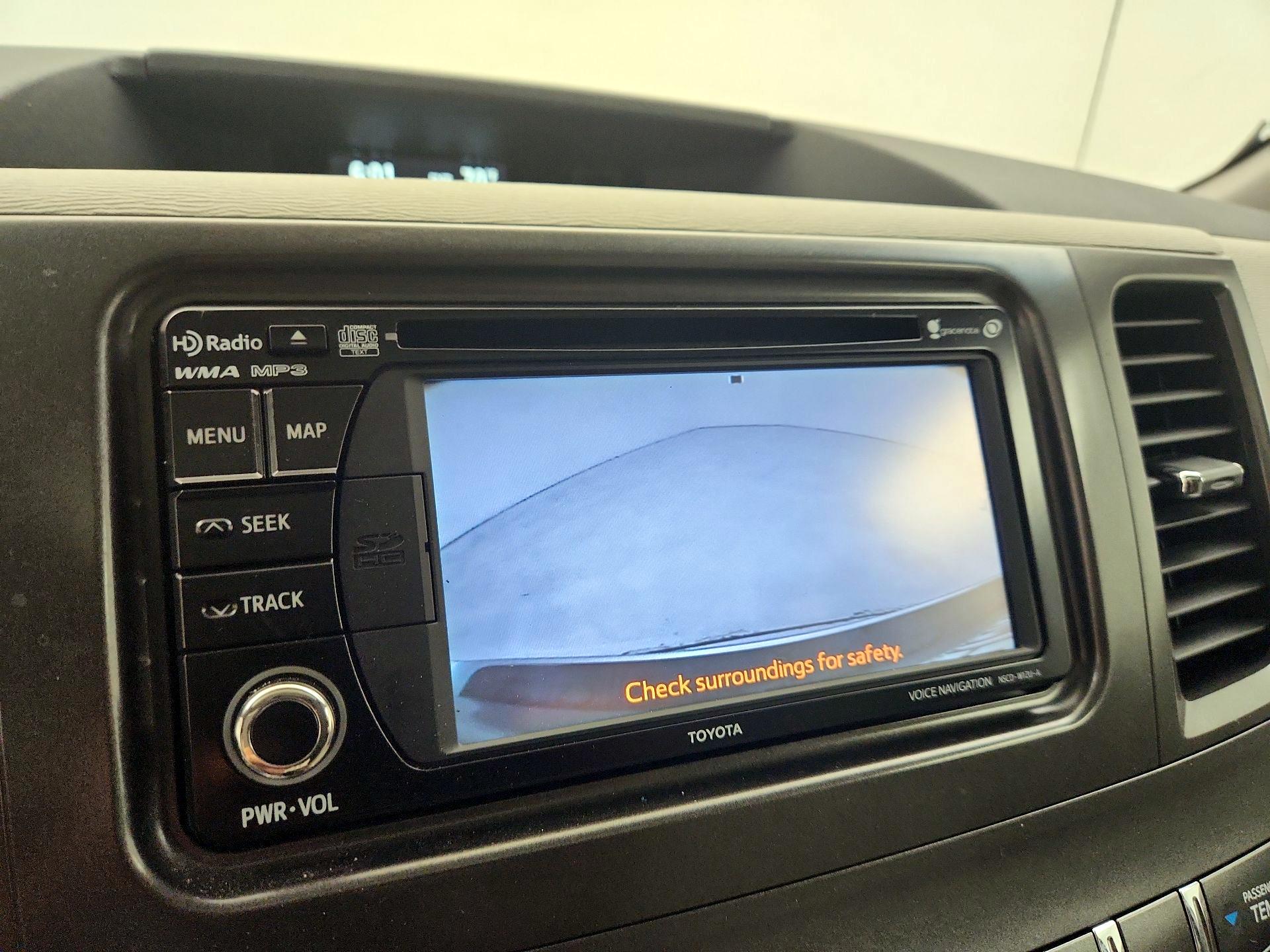 Thumbnail: 2014 Toyota Sienna - 15