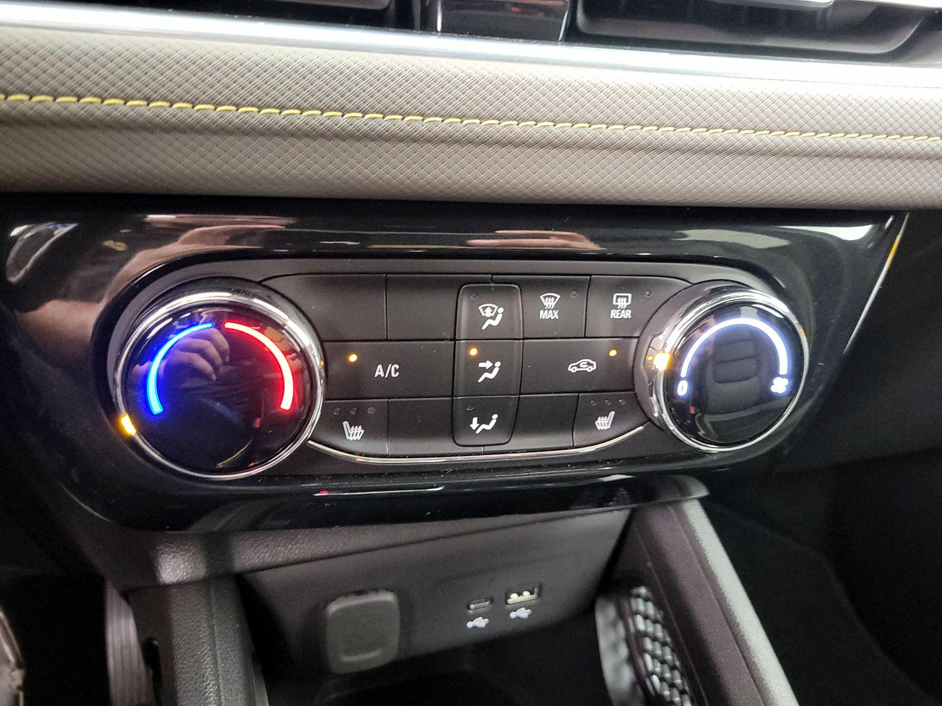 Thumbnail: 2024 Chevrolet TrailBlazer - 16