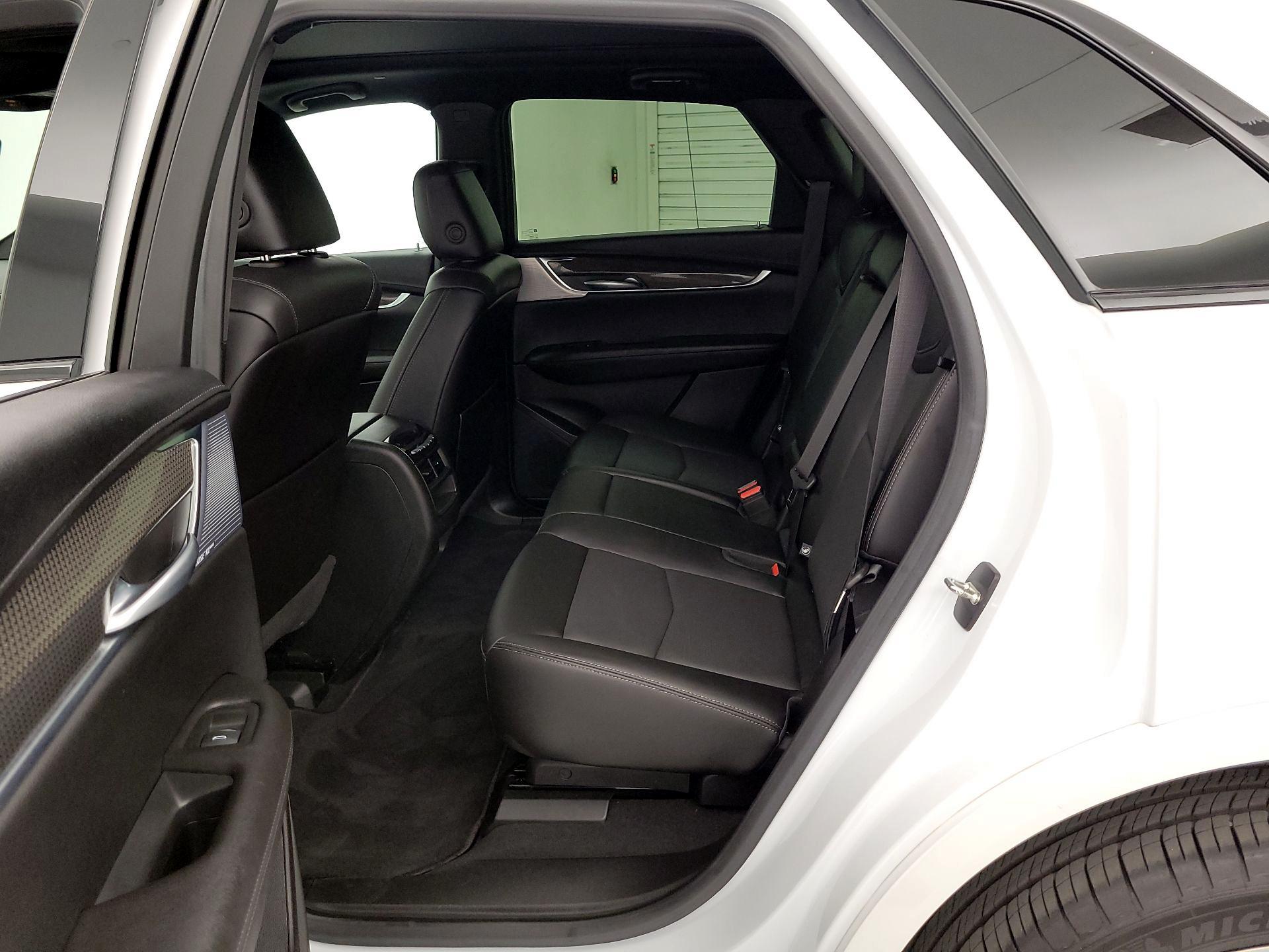 Thumbnail: 2024 Cadillac XT5 - 18