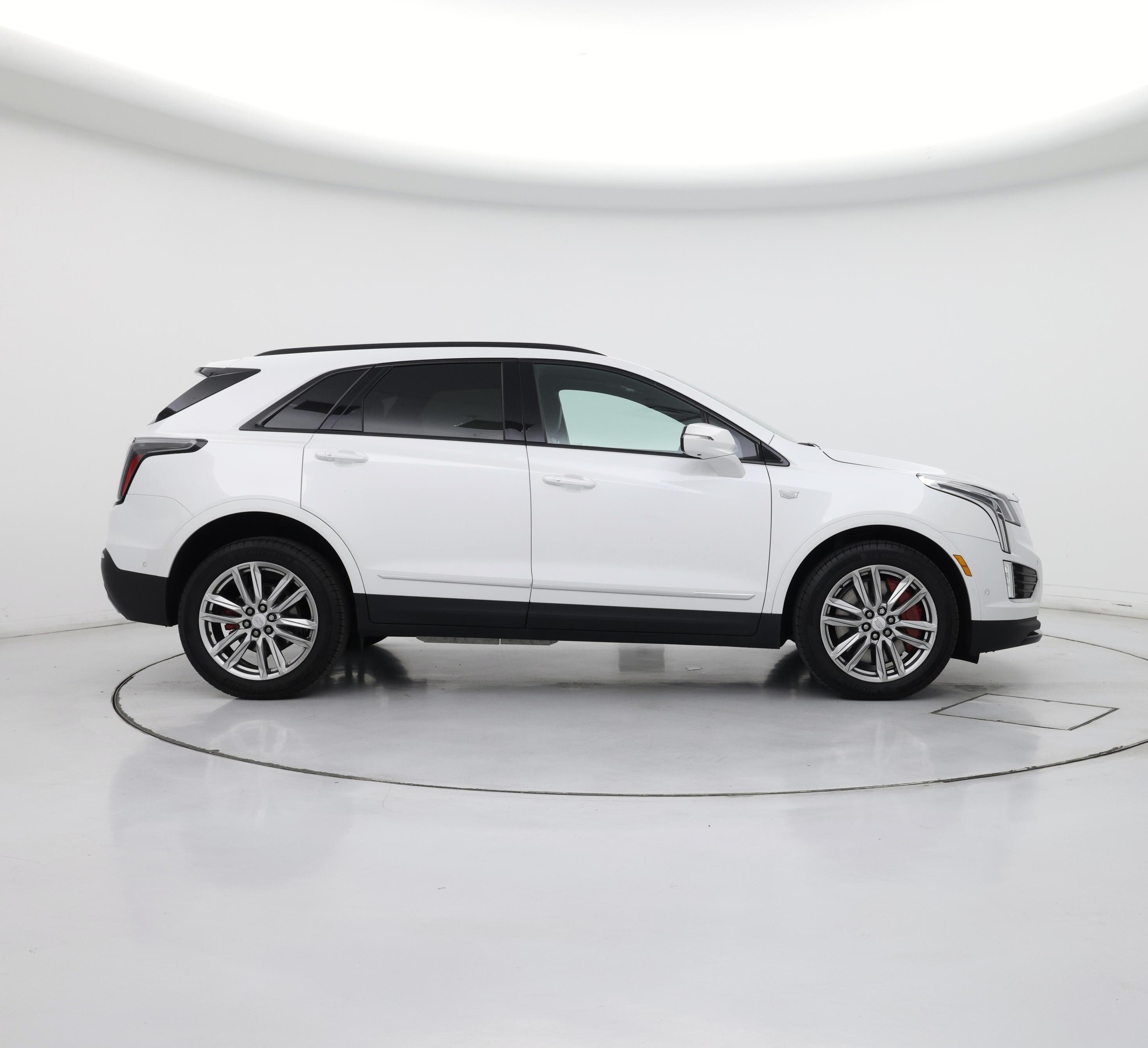 Thumbnail: 2024 Cadillac XT5 - 7
