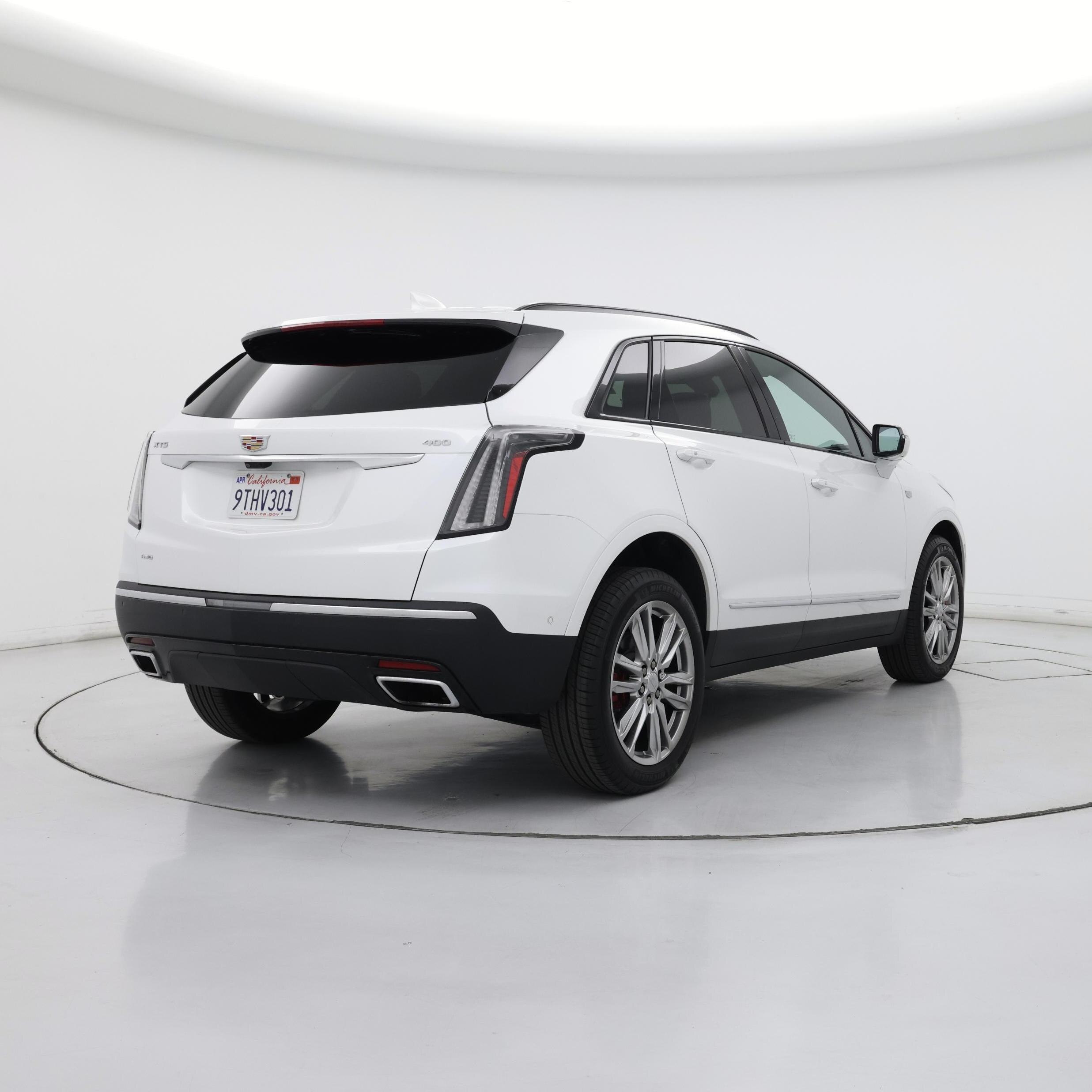 Thumbnail: 2024 Cadillac XT5 - 8
