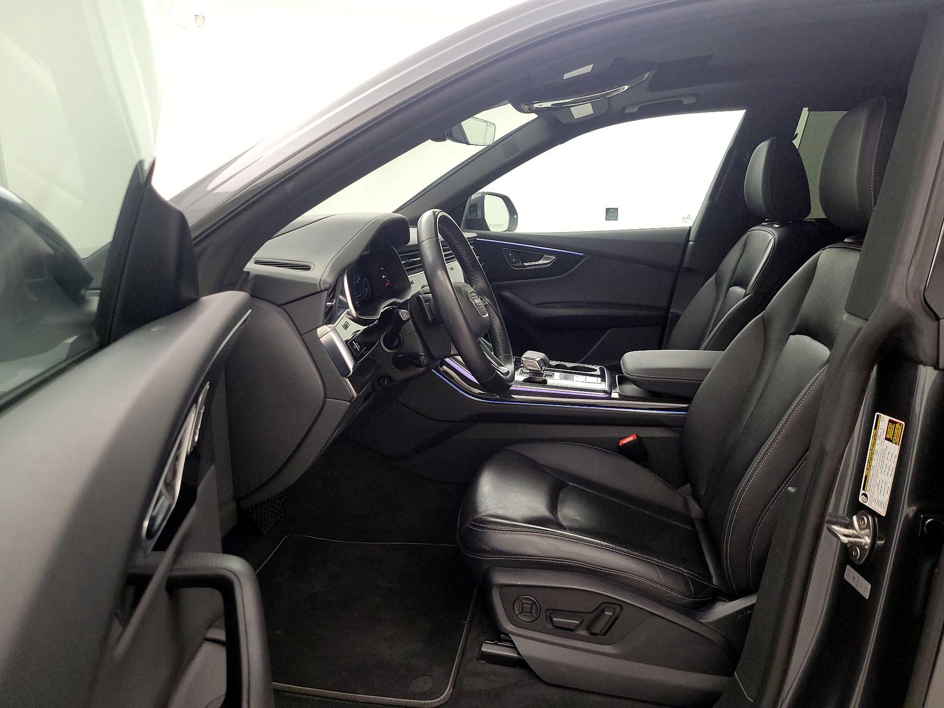 Thumbnail: 2020 Audi Q8 - 11