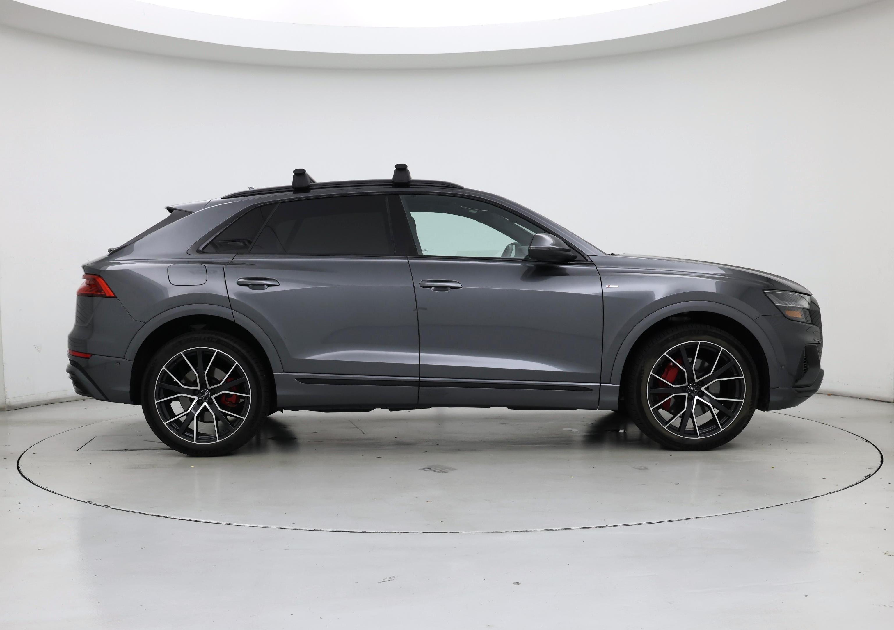 Thumbnail: 2020 Audi Q8 - 7