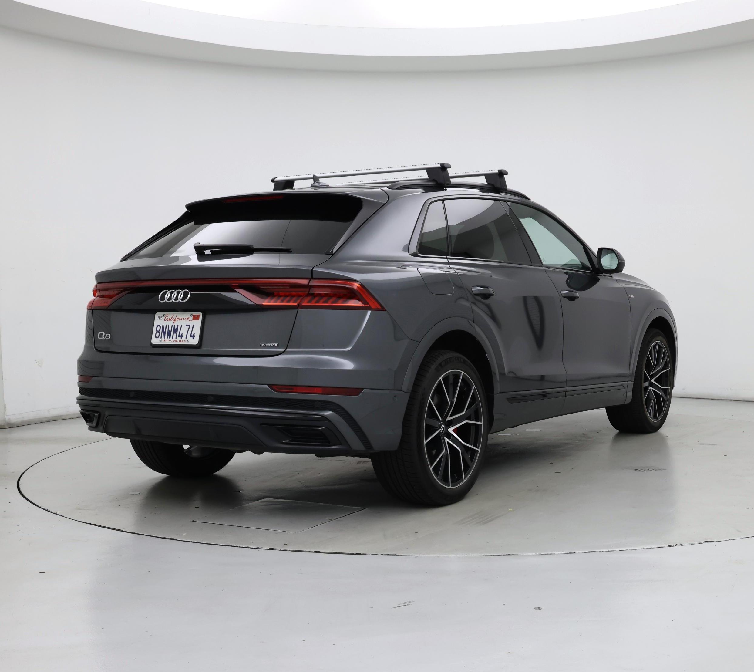 Thumbnail: 2020 Audi Q8 - 8