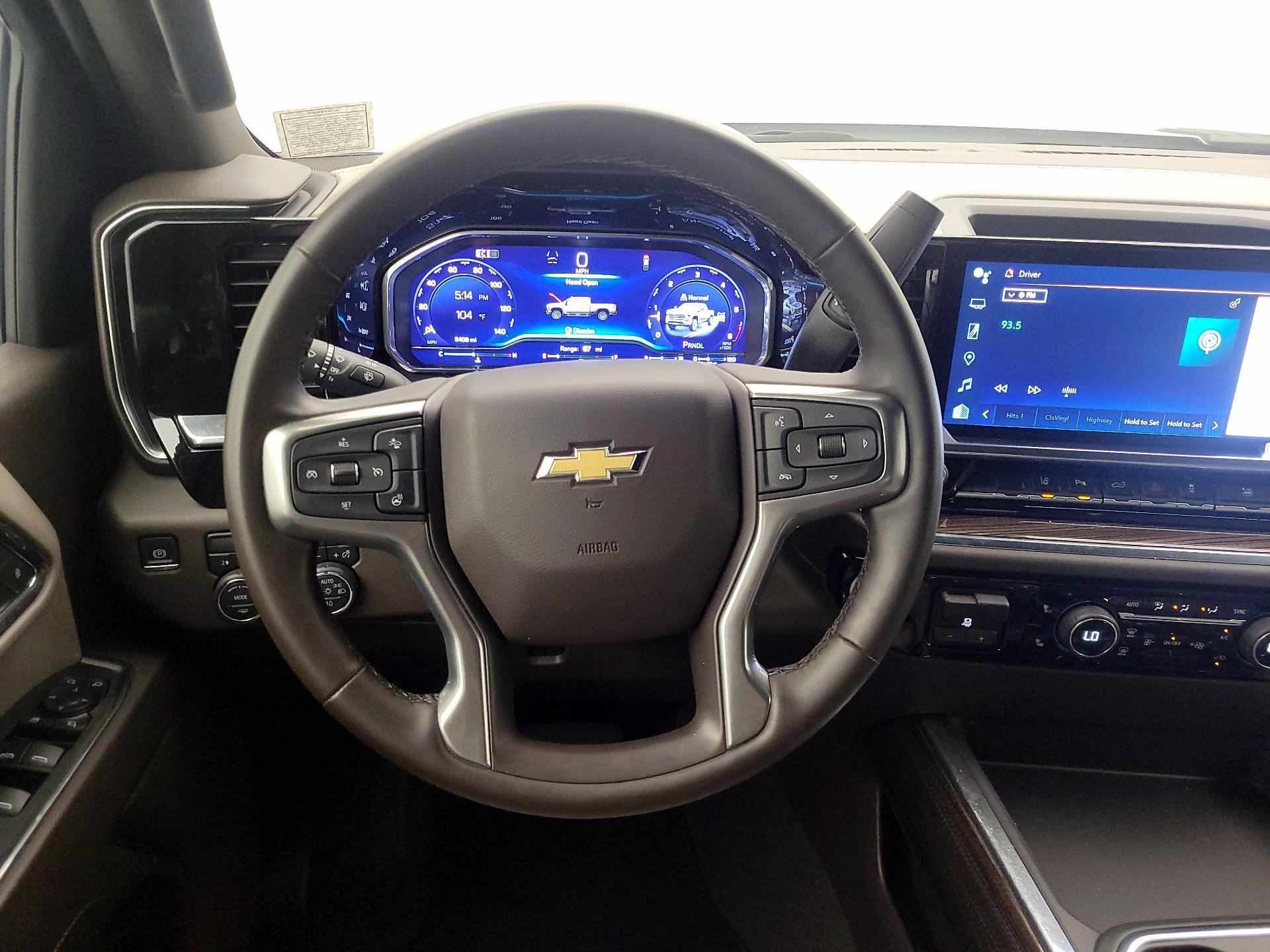 Thumbnail: 2024 Chevrolet Silverado 3500 - 10