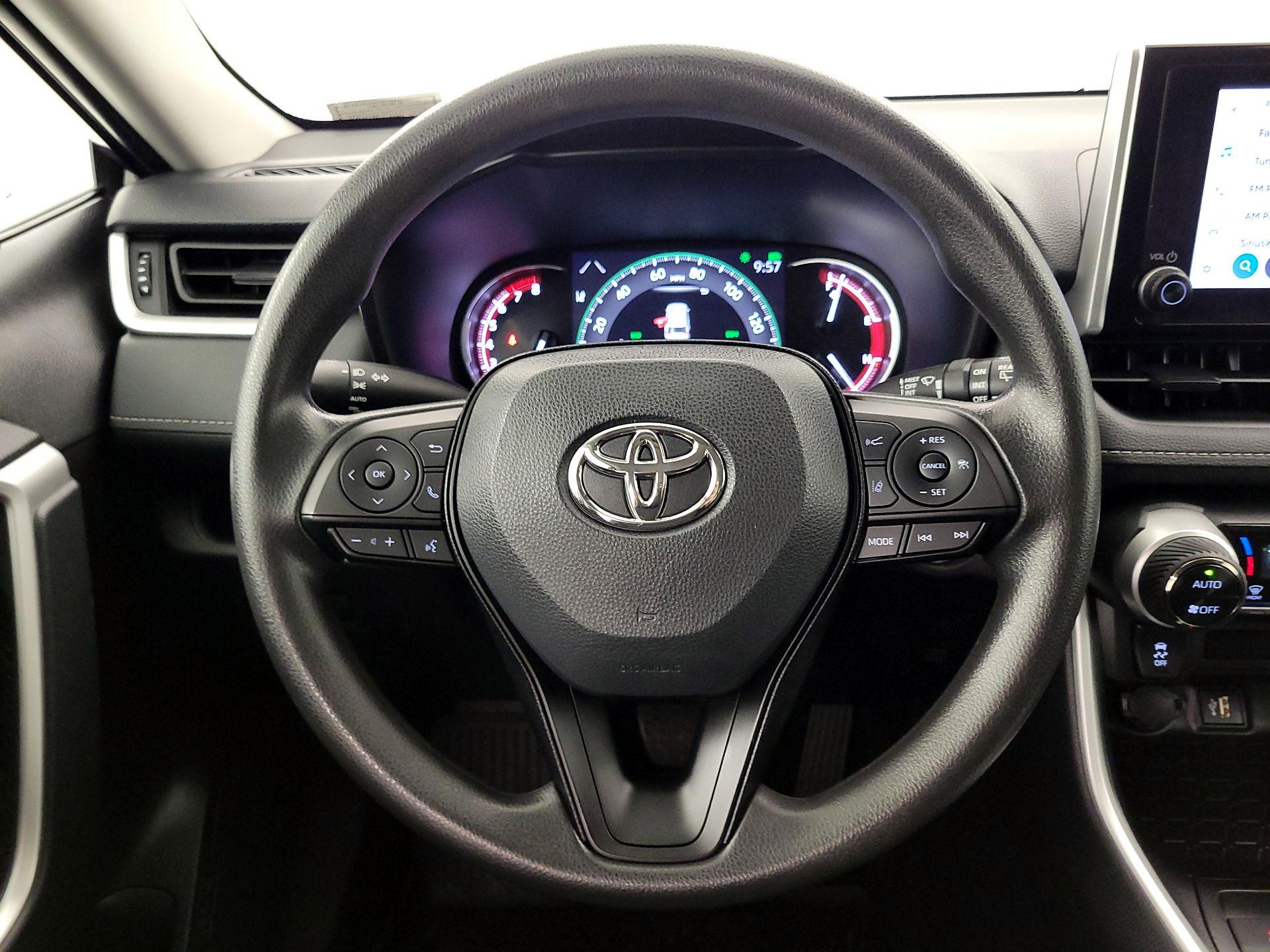 Thumbnail: 2024 Toyota RAV4 - 10
