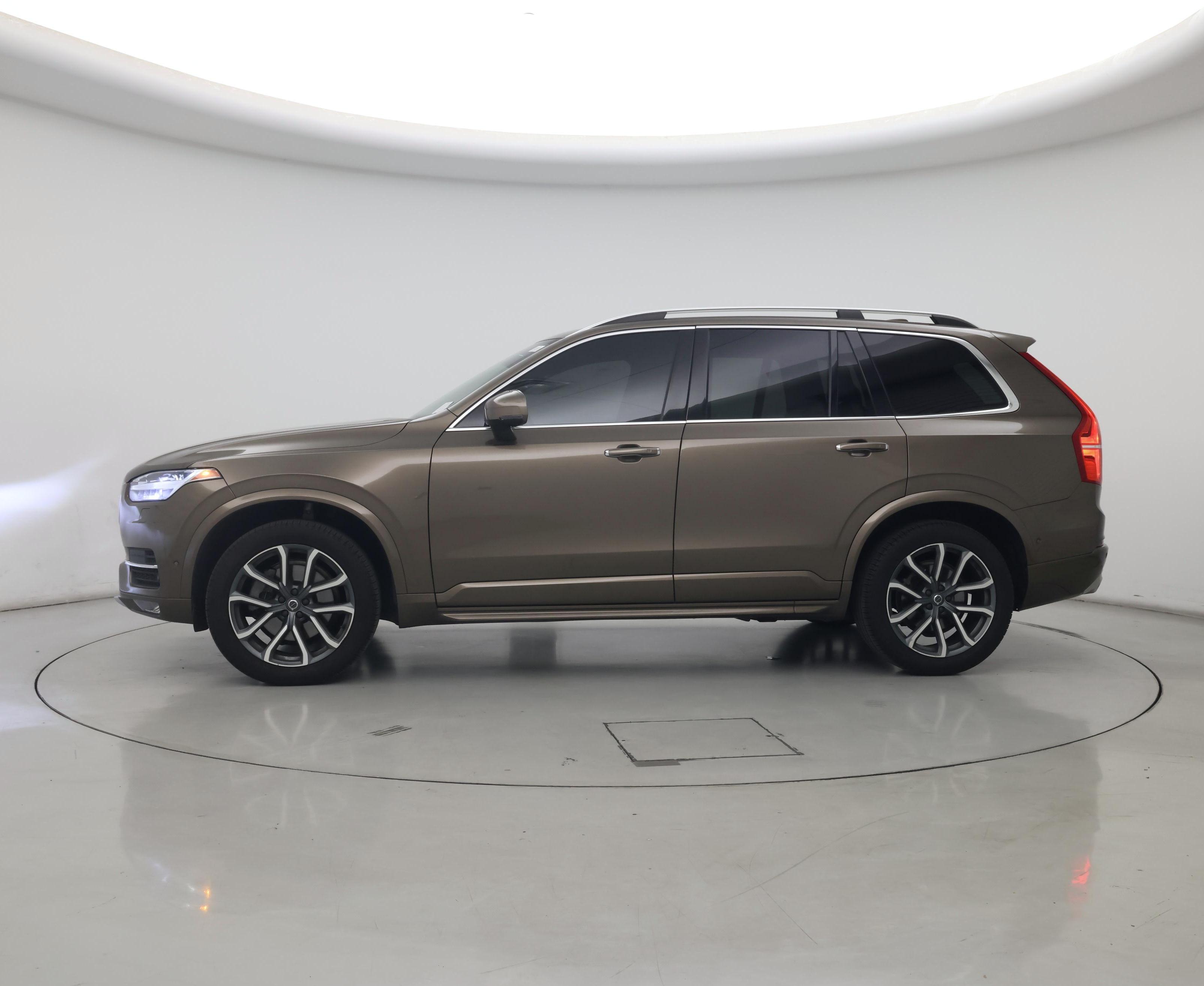 Thumbnail: 2017 Volvo XC90 - 3
