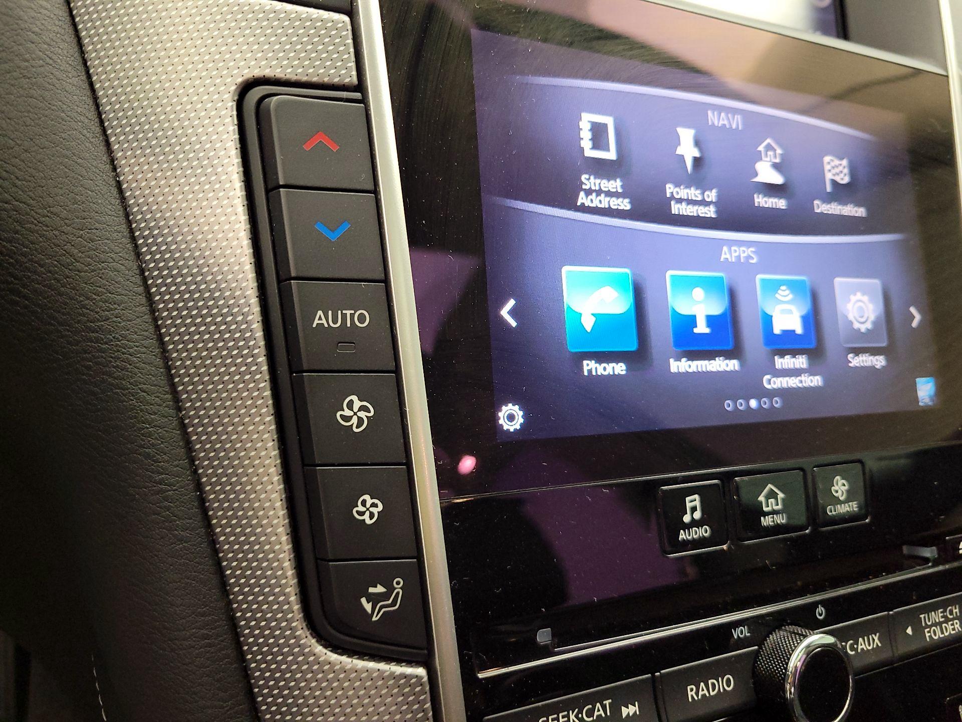 Thumbnail: 2015 INFINITI Q50 - 17