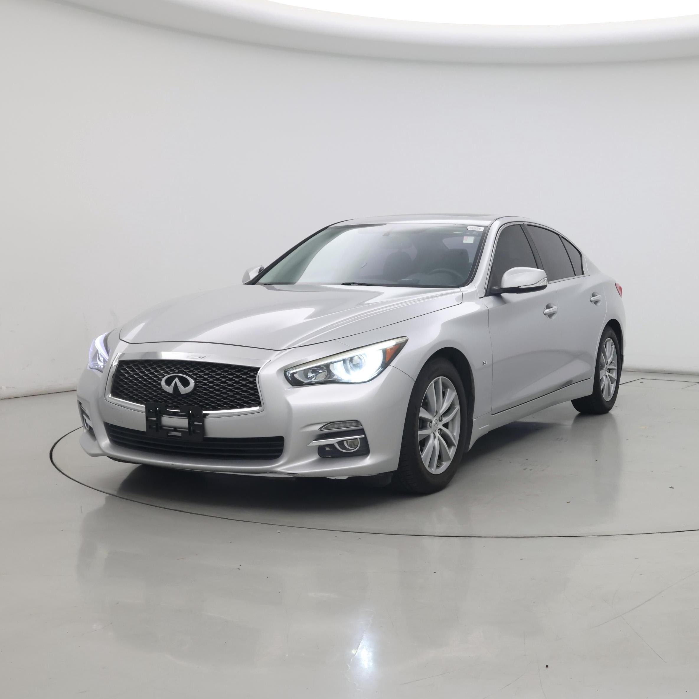 Thumbnail: 2015 INFINITI Q50 - 4