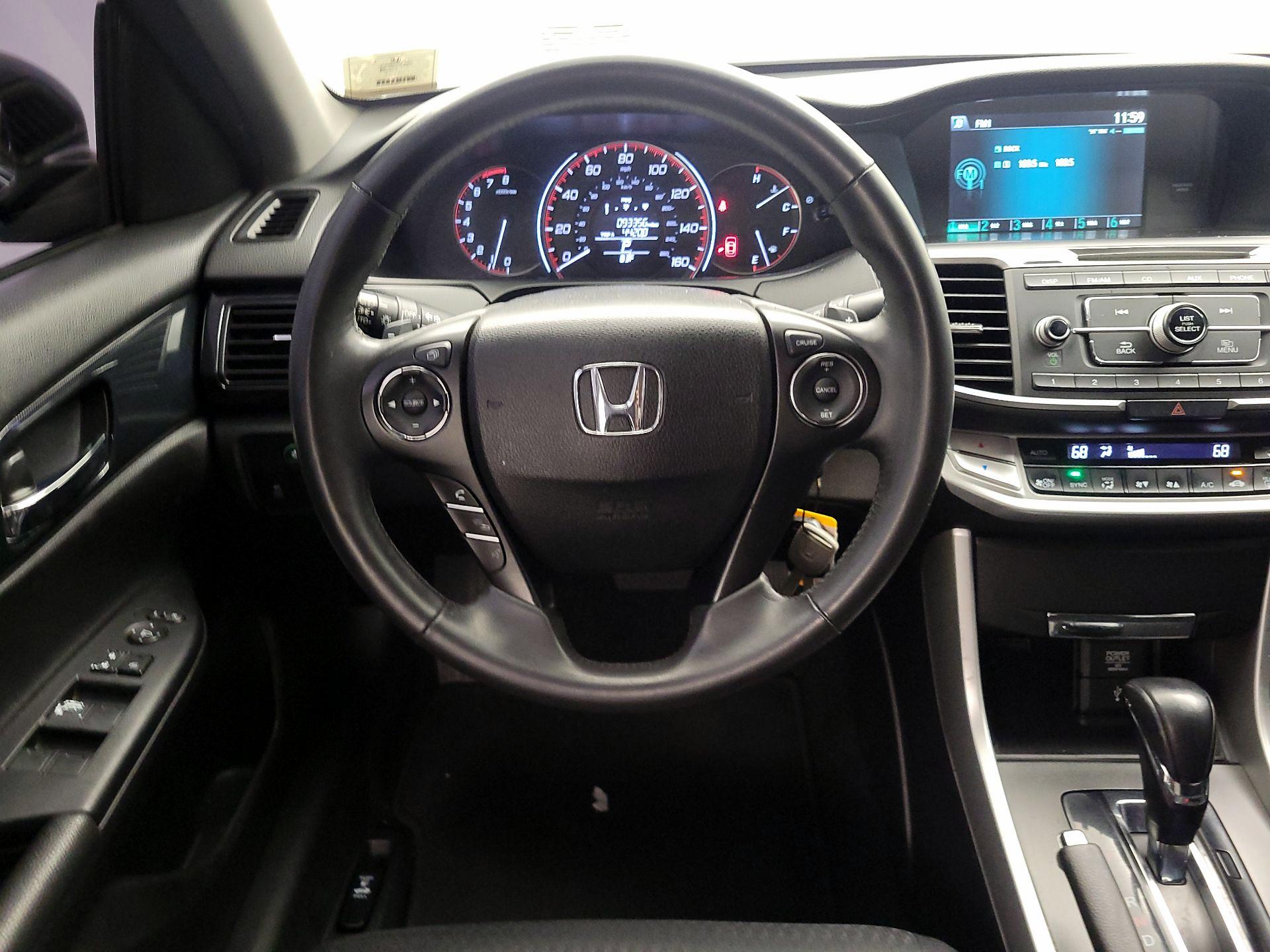Thumbnail: 2015 Honda Accord - 10