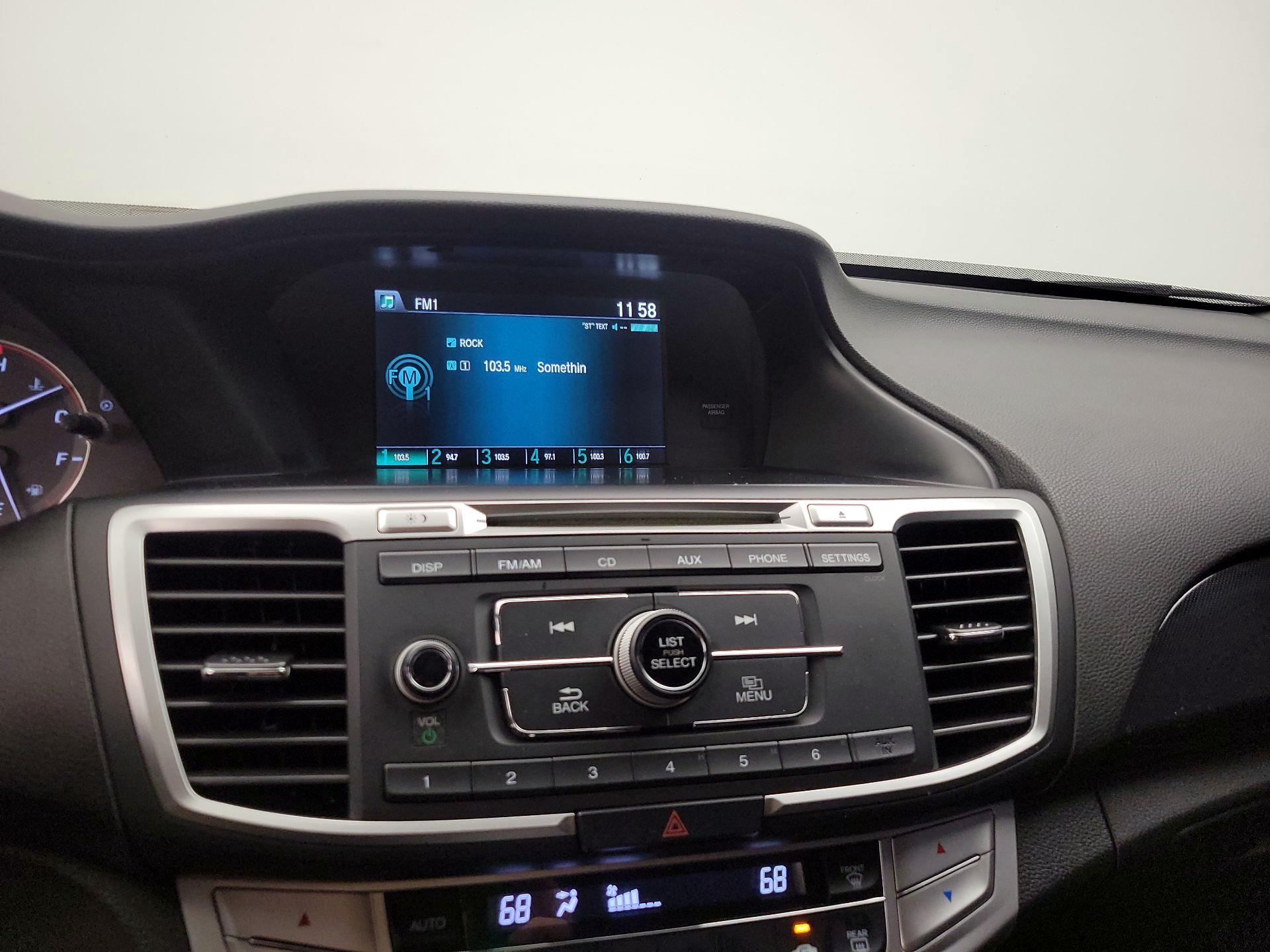 Thumbnail: 2015 Honda Accord - 15