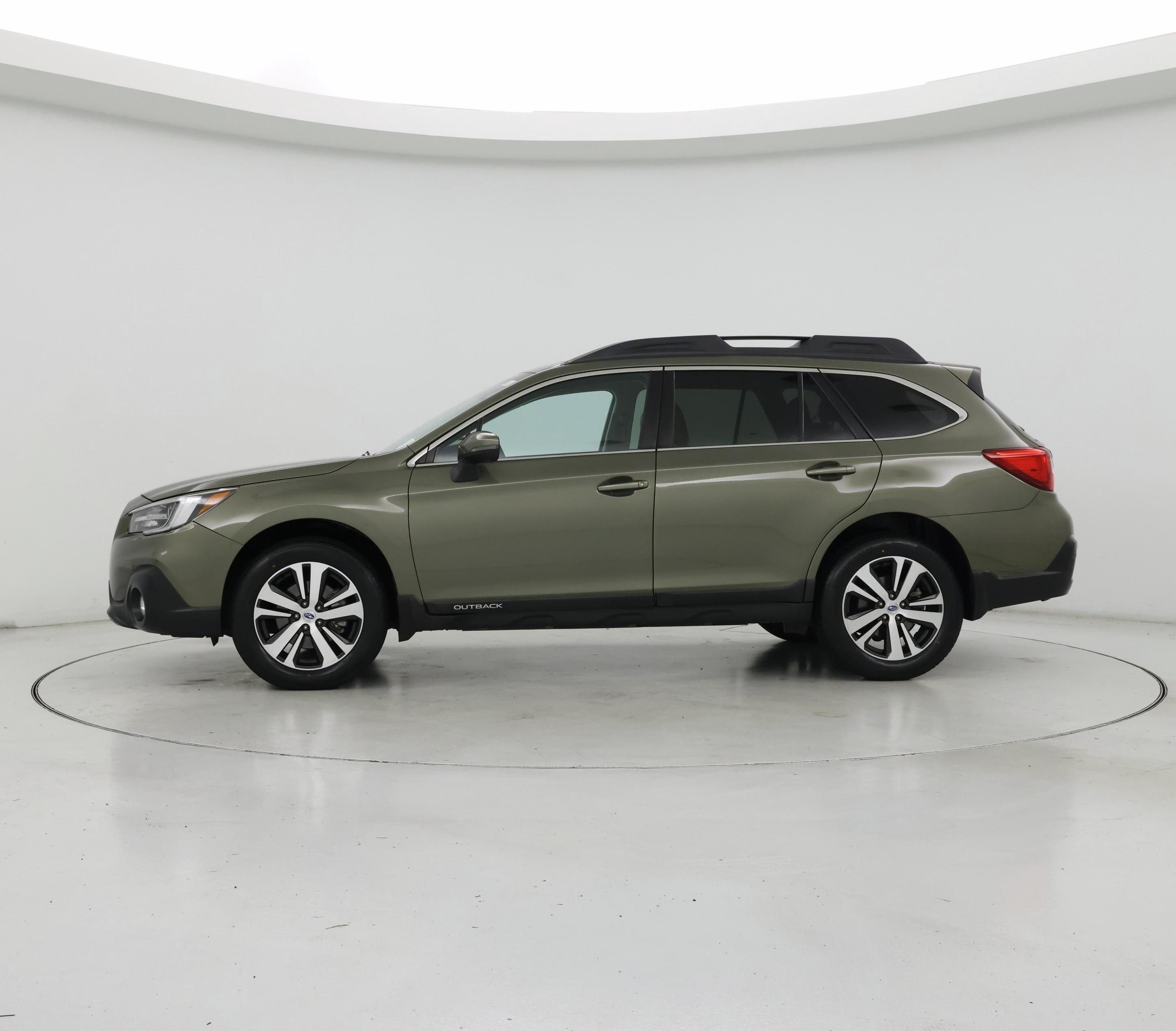 Thumbnail: 2019 Subaru Outback - 3