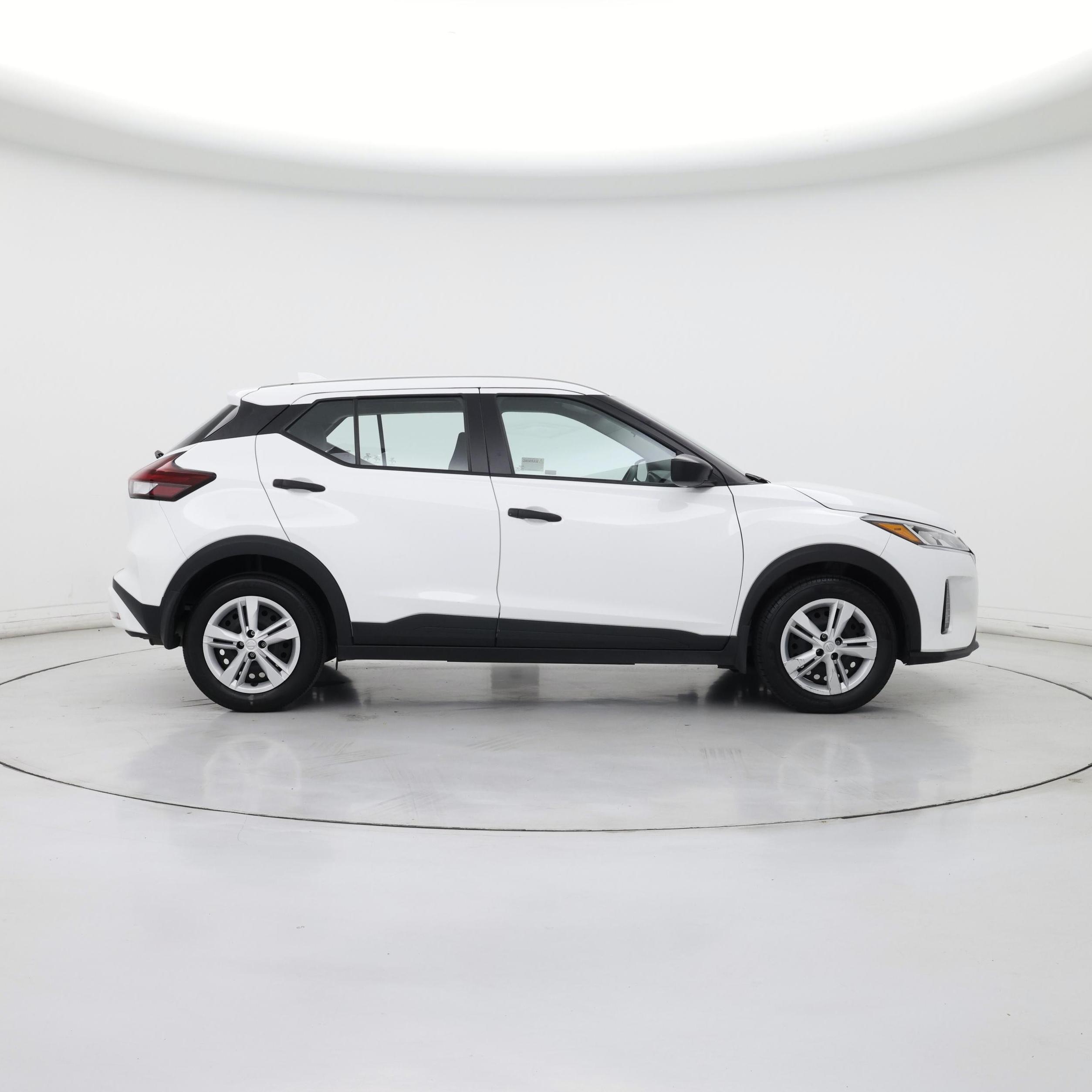 Thumbnail: 2024 Nissan Kicks - 7