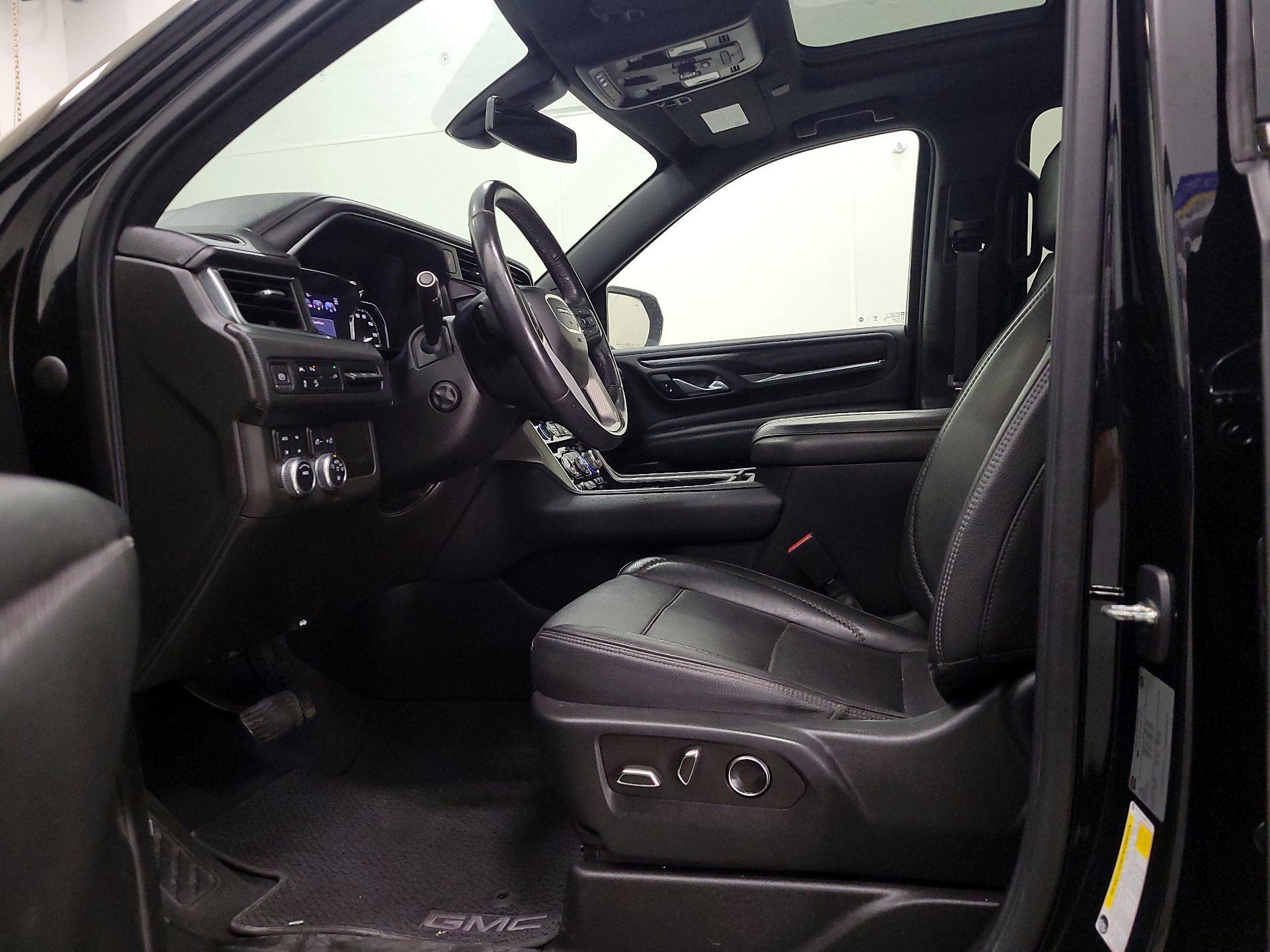 Thumbnail: 2021 GMC Yukon XL - 11