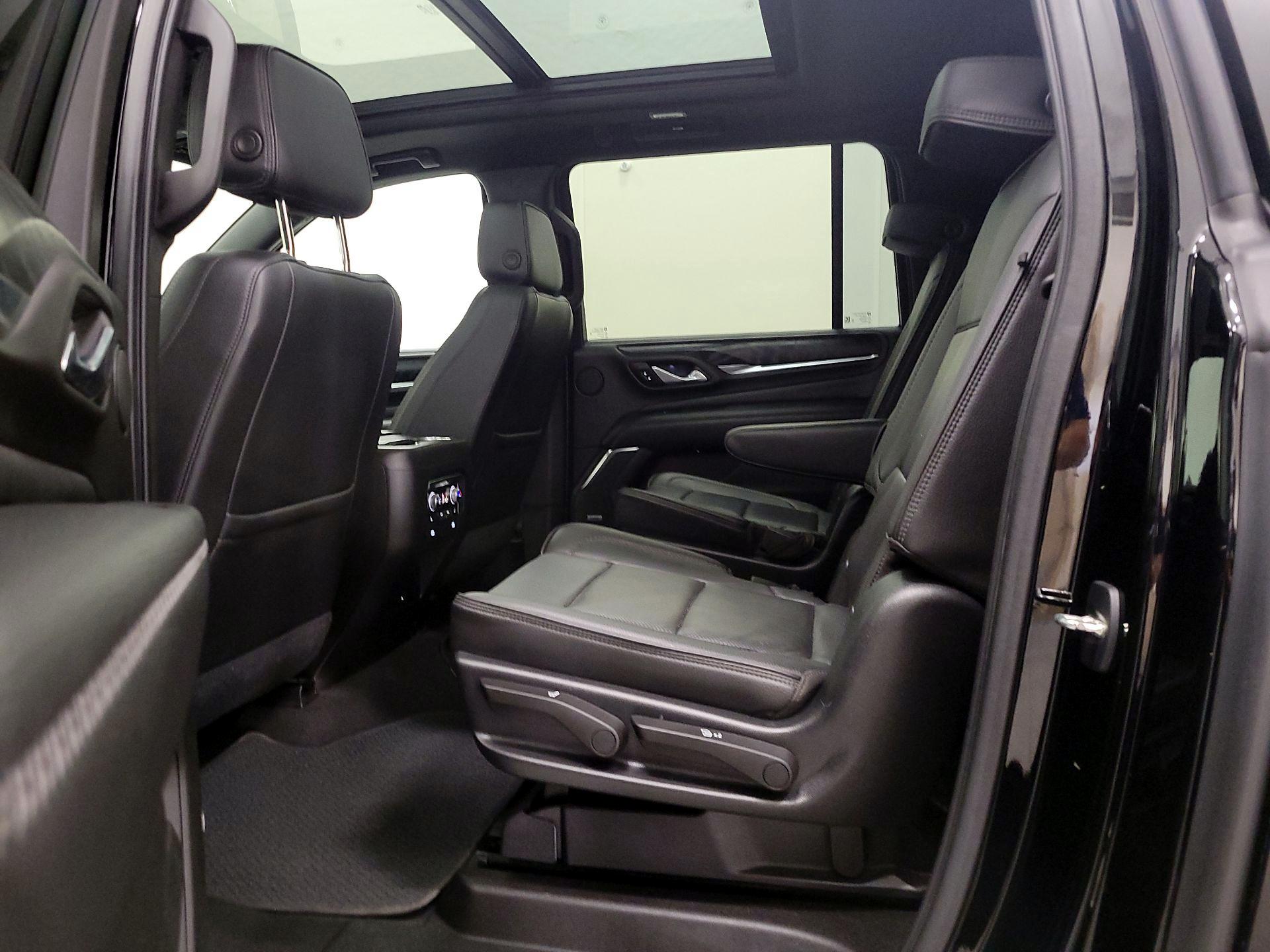 Thumbnail: 2021 GMC Yukon XL - 20