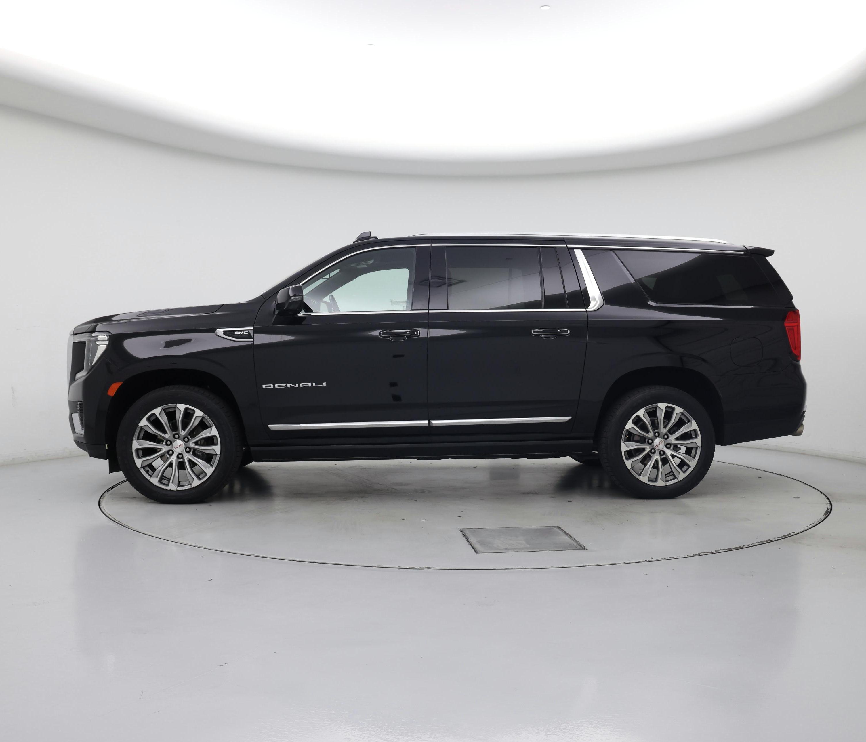 Thumbnail: 2021 GMC Yukon XL - 3