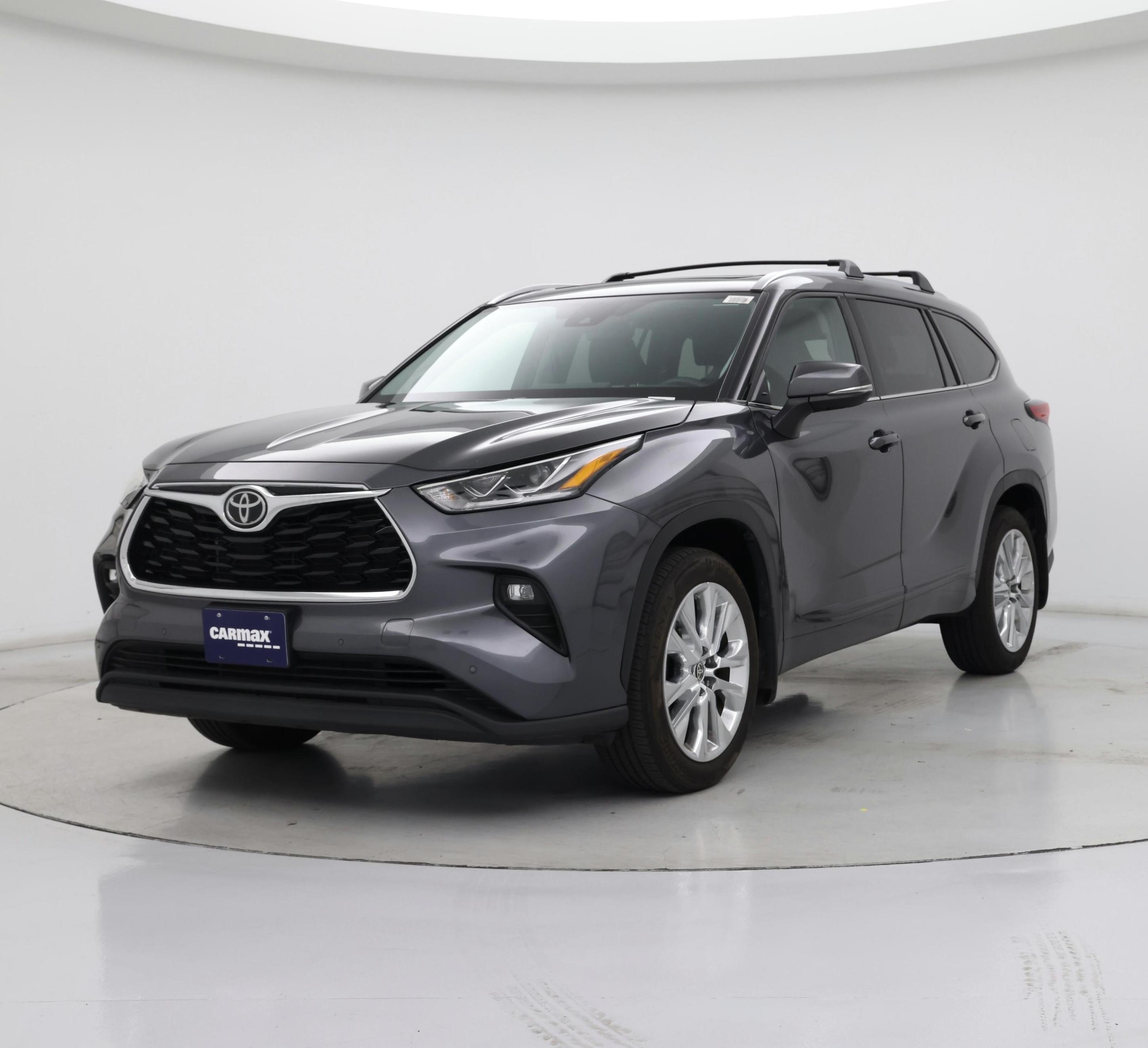 Thumbnail: 2023 Toyota Highlander - 4