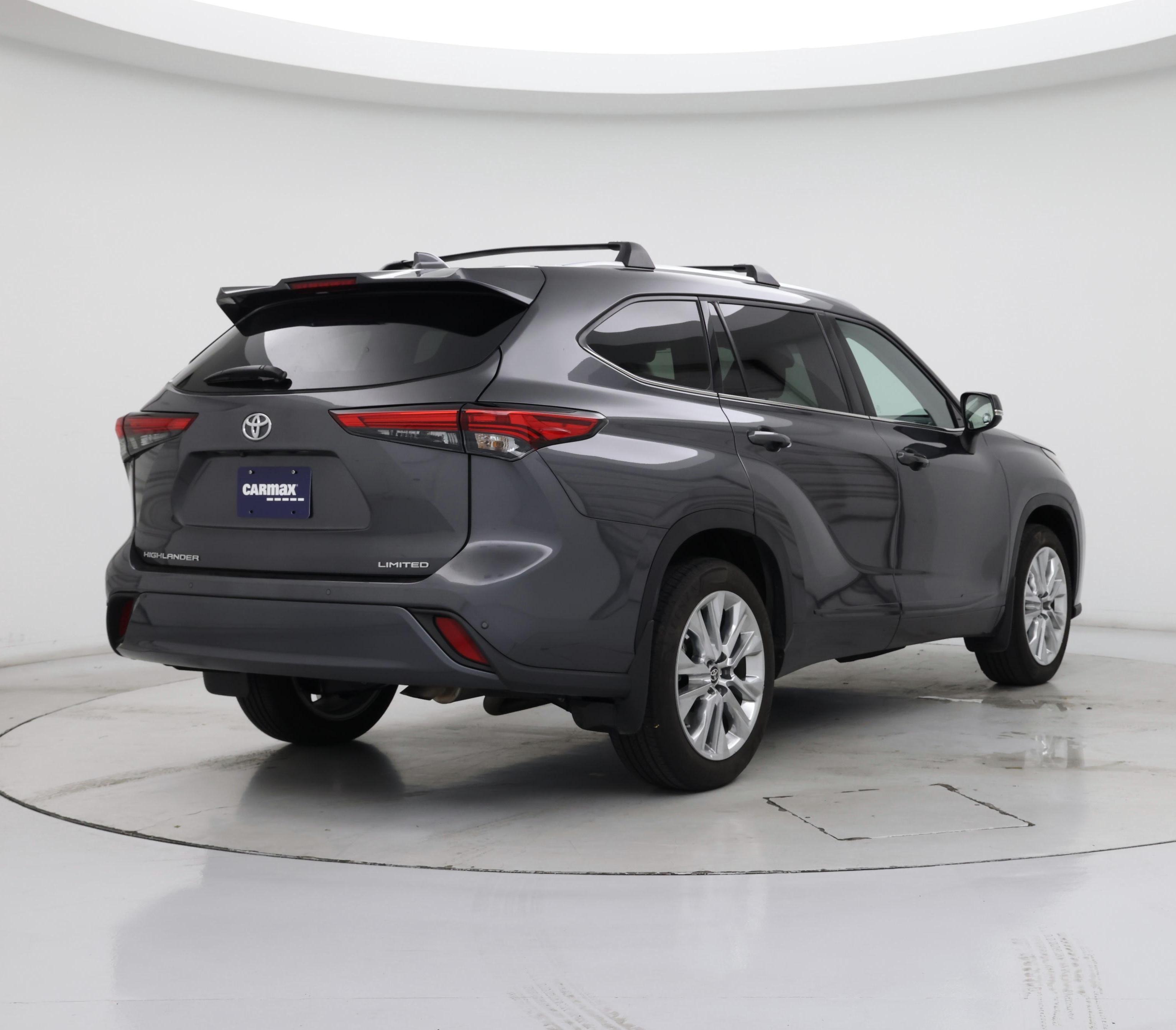 Thumbnail: 2023 Toyota Highlander - 8