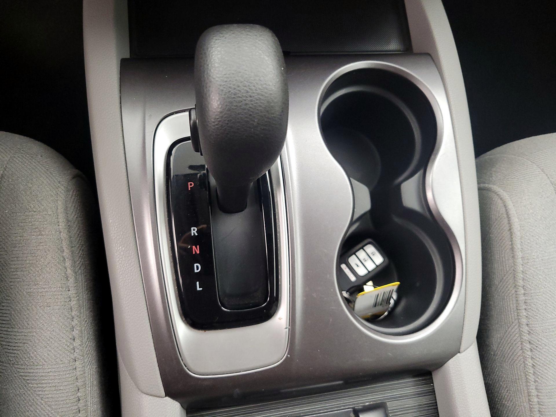 Thumbnail: 2019 Honda Pilot - 17