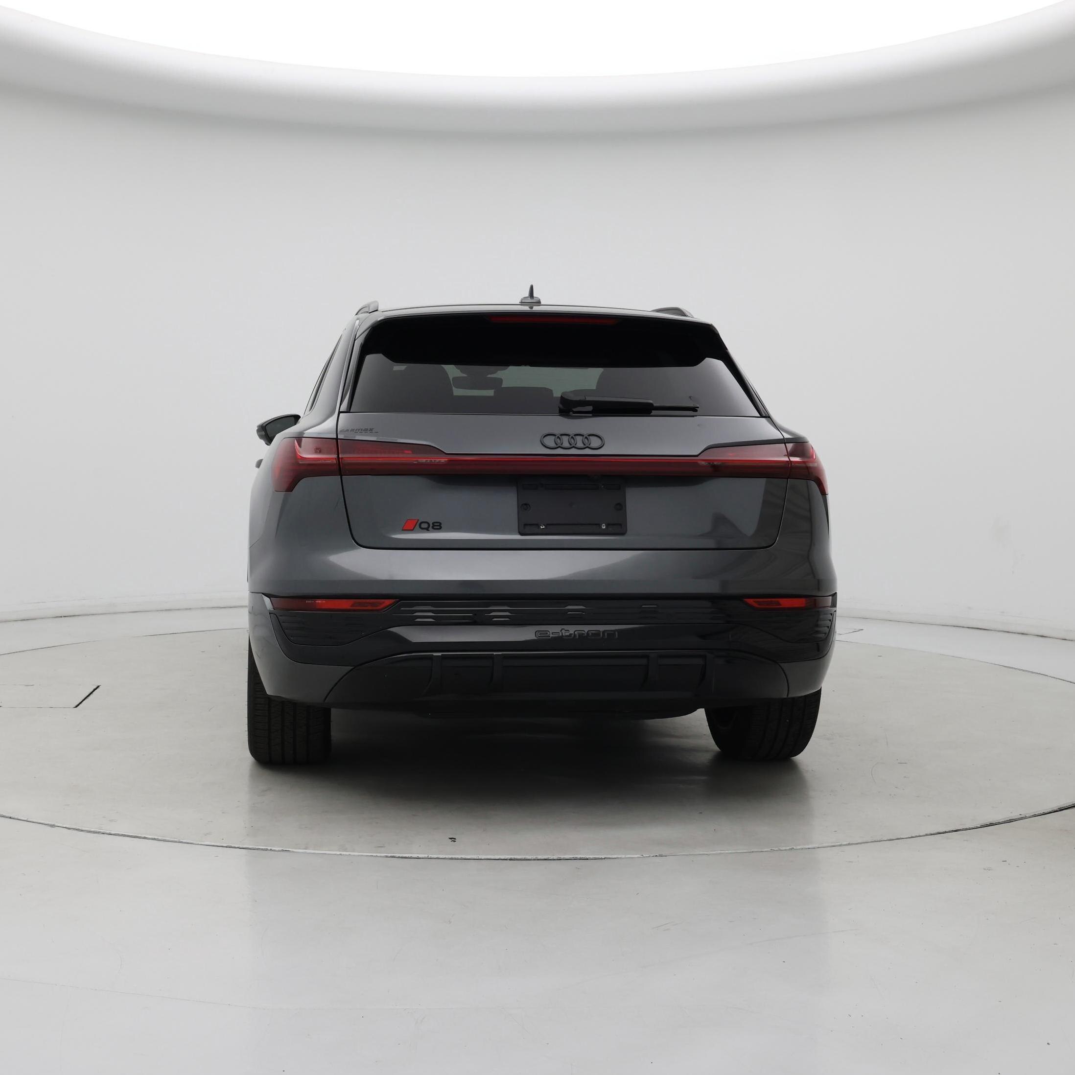 Thumbnail: 2024 Audi Q8 e-tron - 6