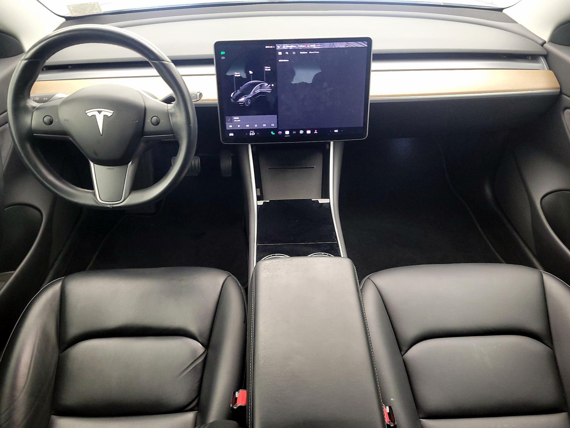 Thumbnail: 2019 Tesla Model 3 - 9