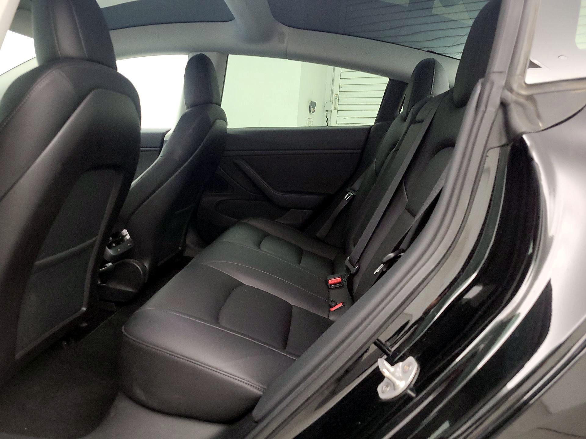 Thumbnail: 2019 Tesla Model 3 - 18