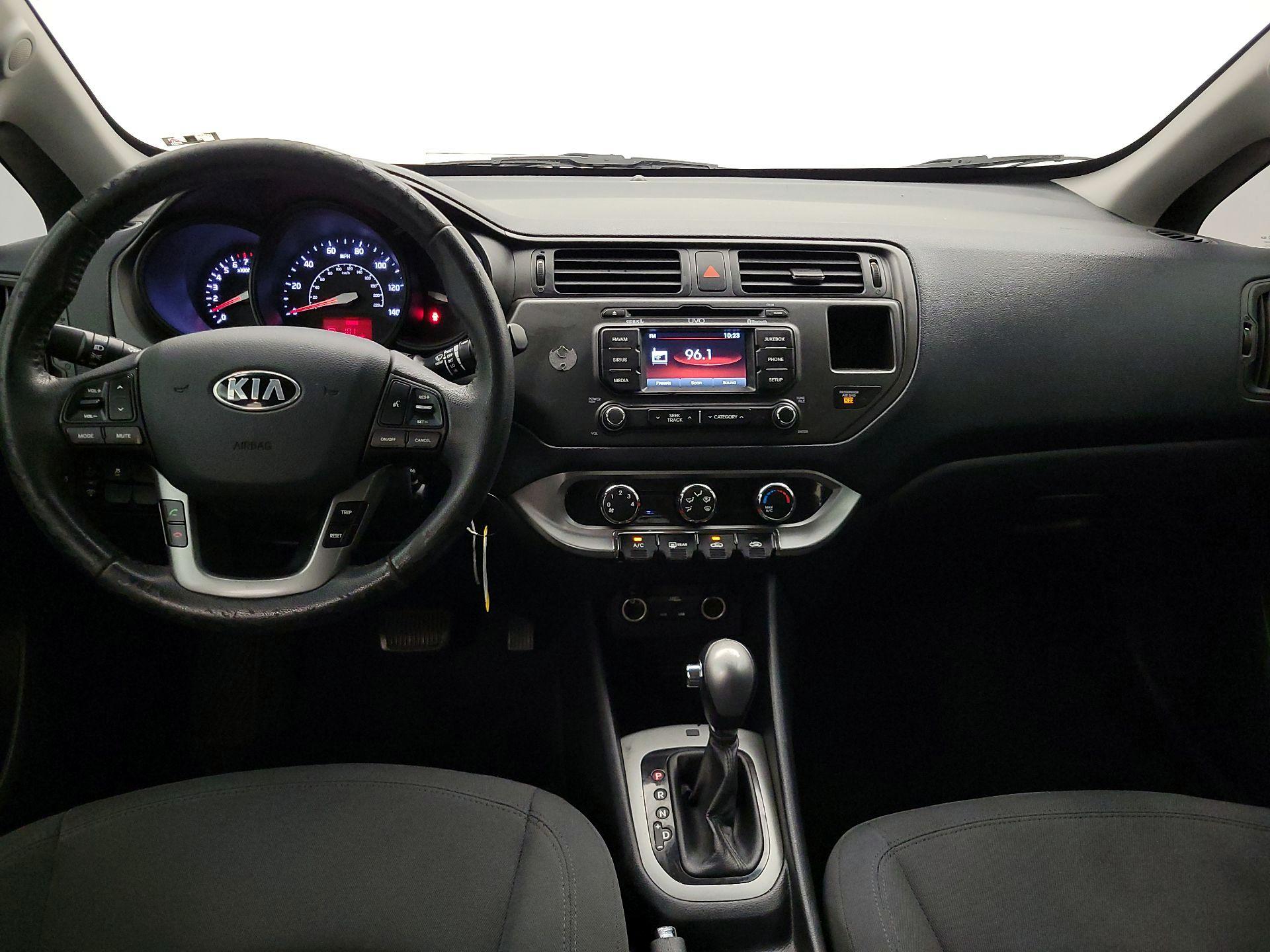 Thumbnail: 2013 Kia Rio5 - 9