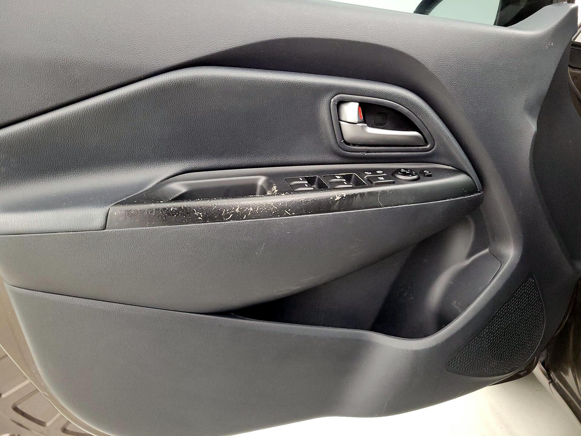 Thumbnail: 2013 Kia Rio5 - 12