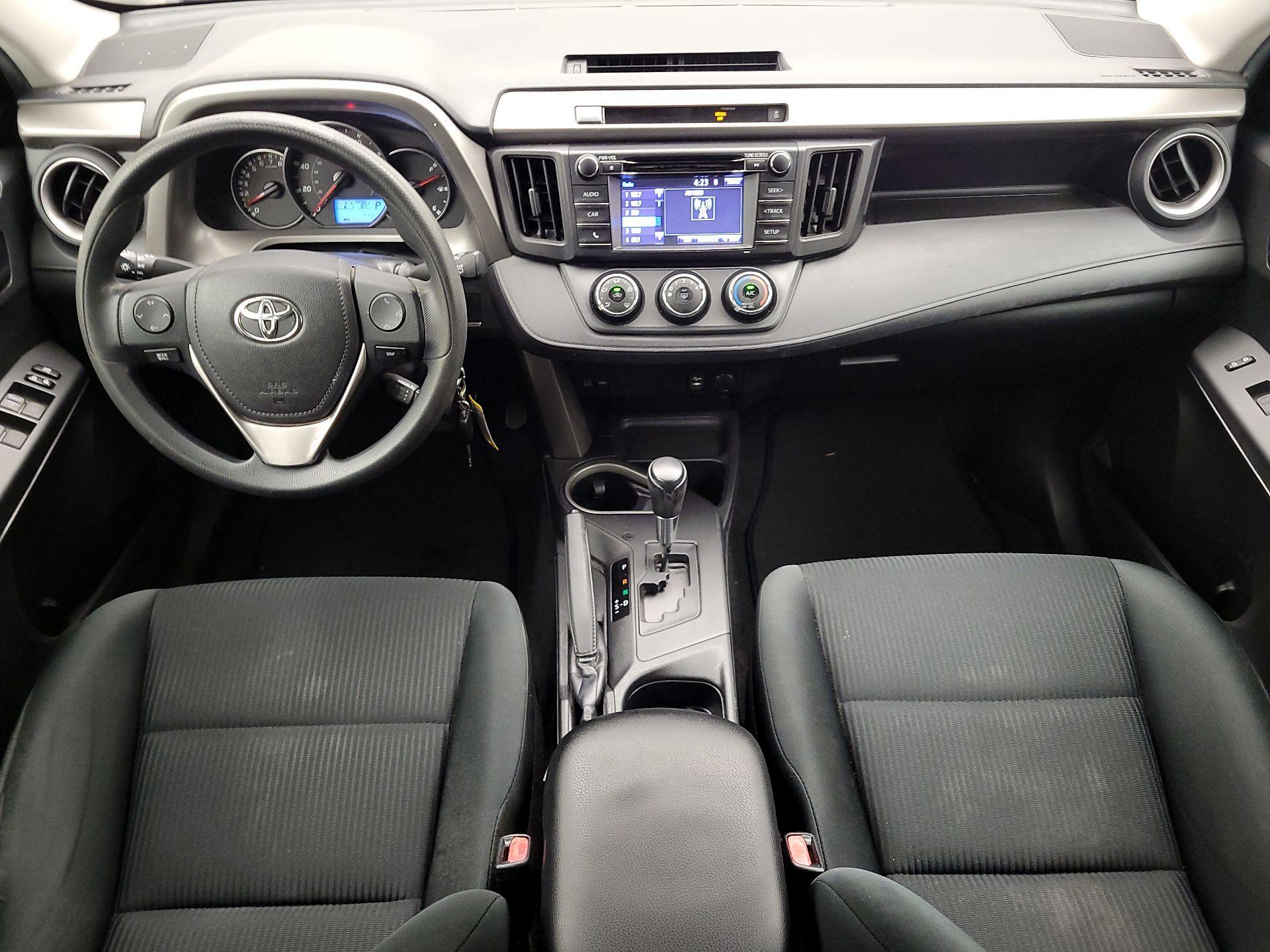 Thumbnail: 2016 Toyota RAV4 - 9