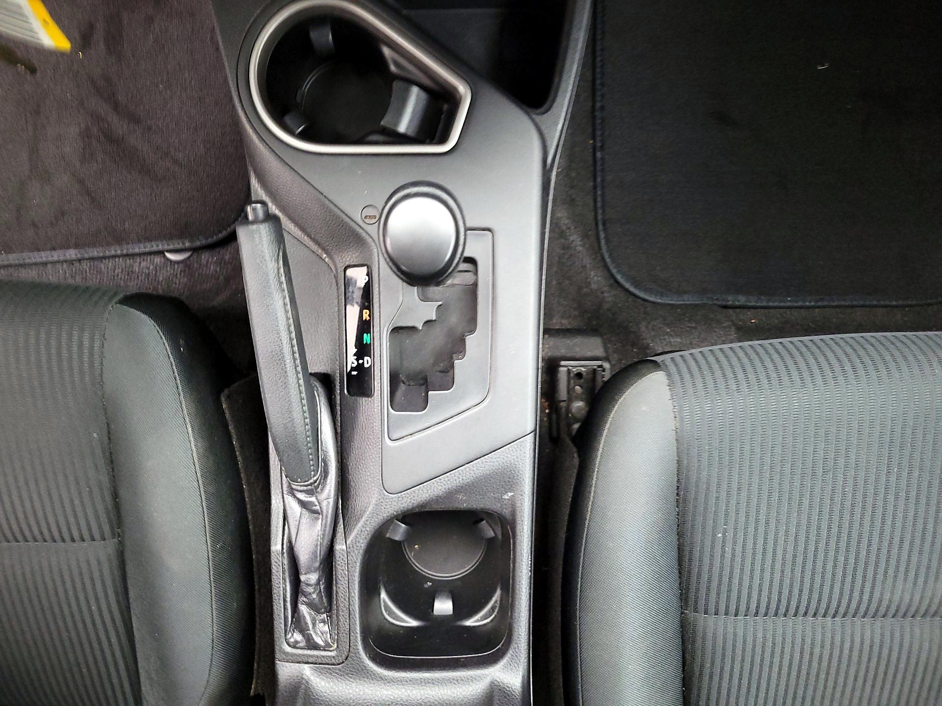 Thumbnail: 2016 Toyota RAV4 - 17