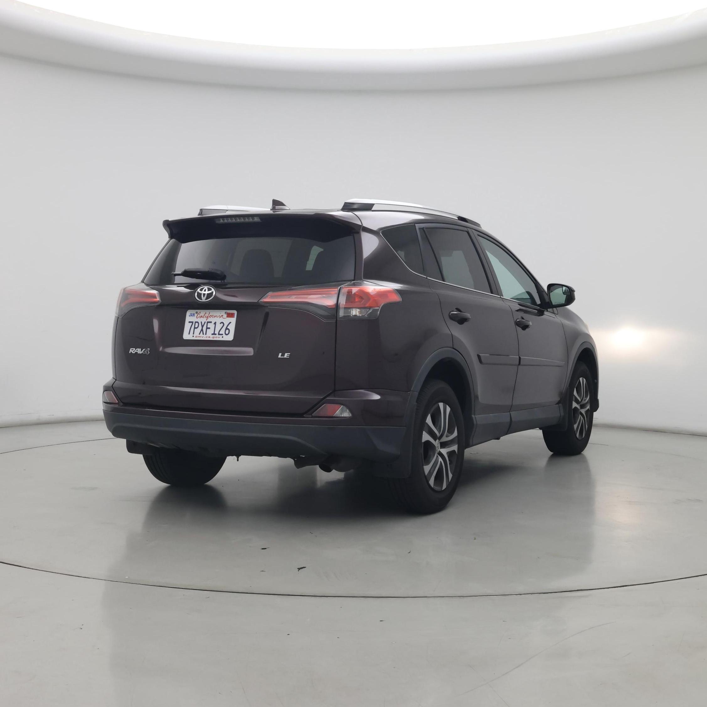 Thumbnail: 2016 Toyota RAV4 - 8