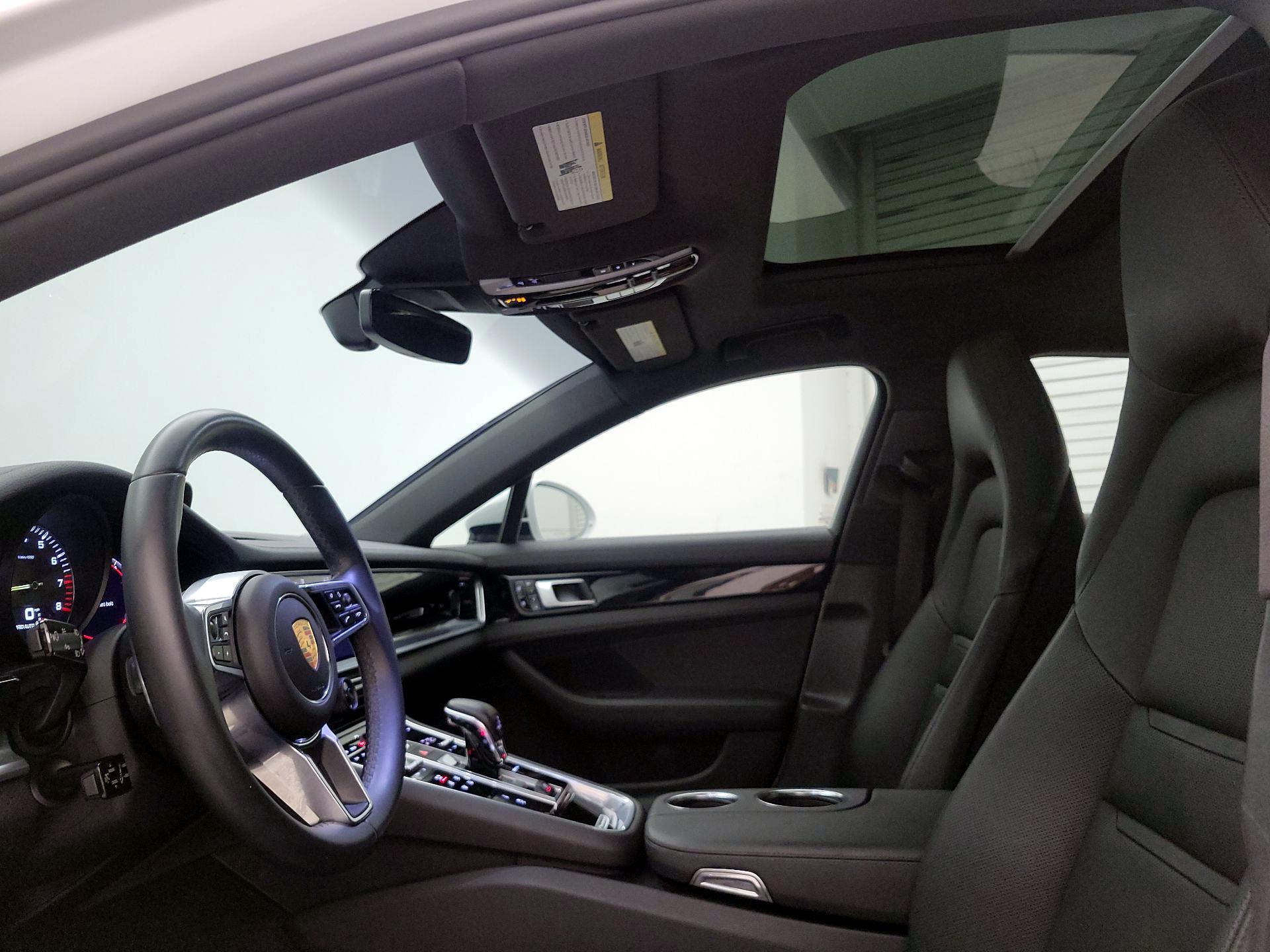 Thumbnail: 2019 Porsche Panamera - 20