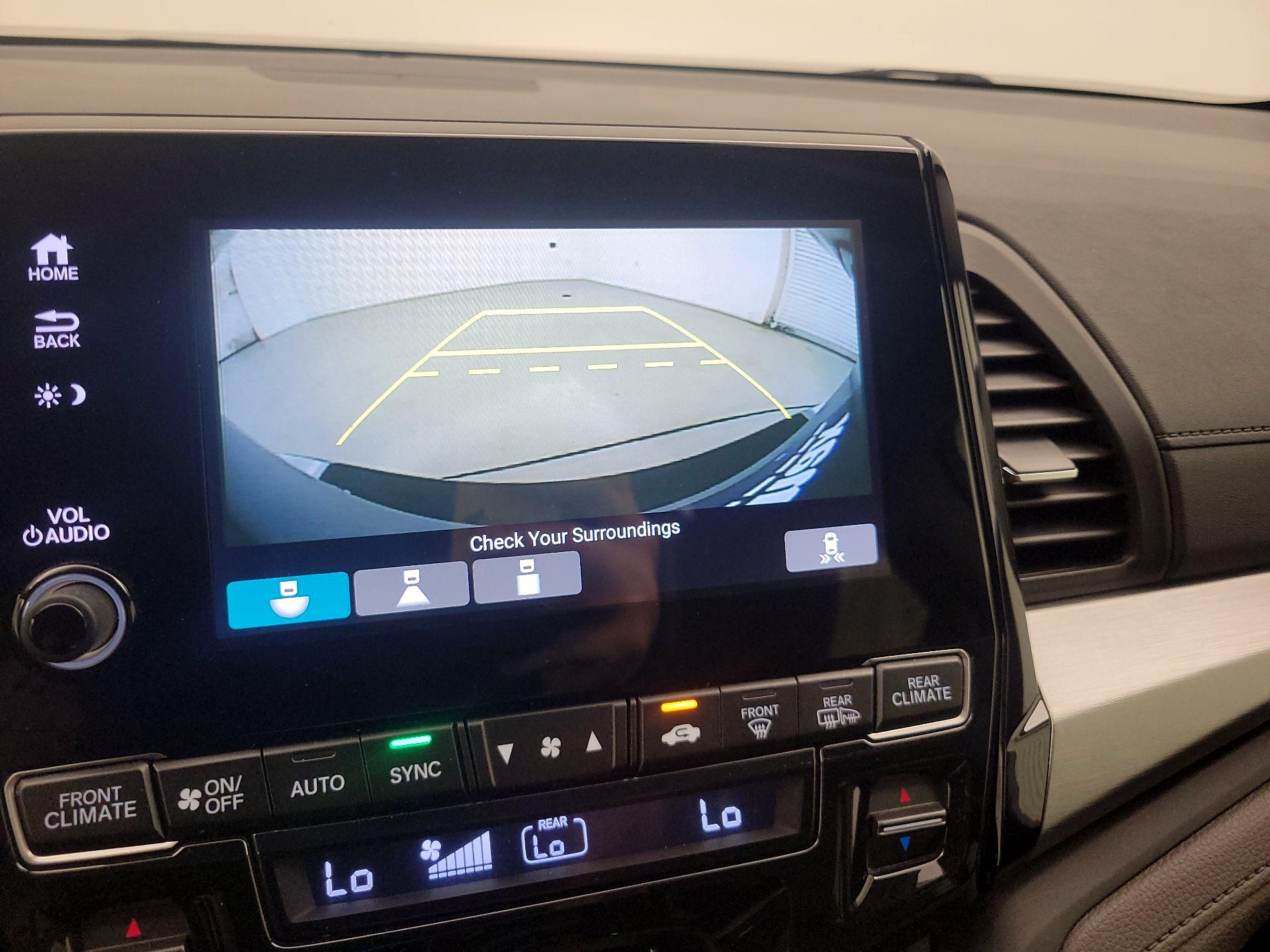 Thumbnail: 2019 Honda Odyssey - 14