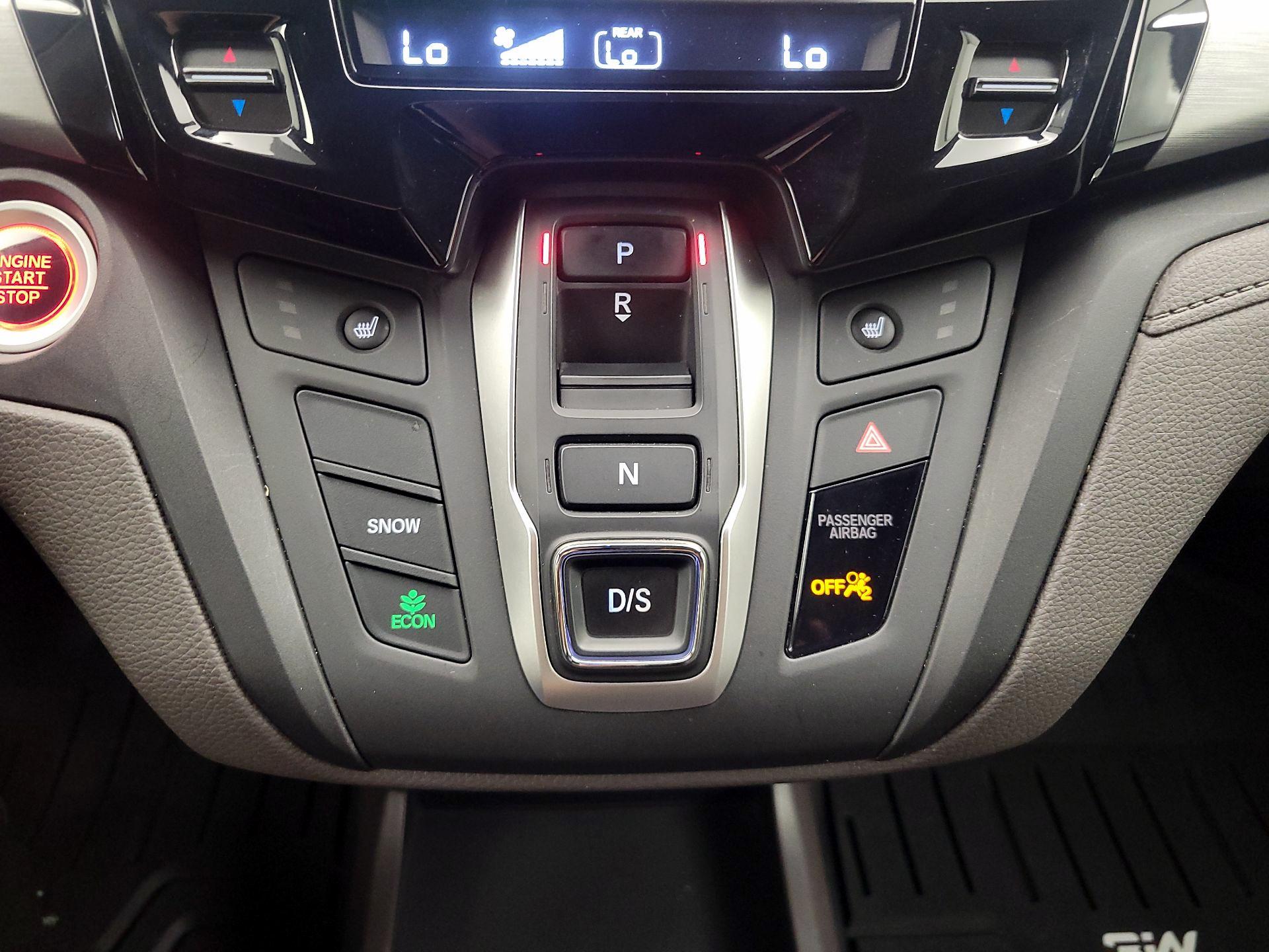 Thumbnail: 2019 Honda Odyssey - 17