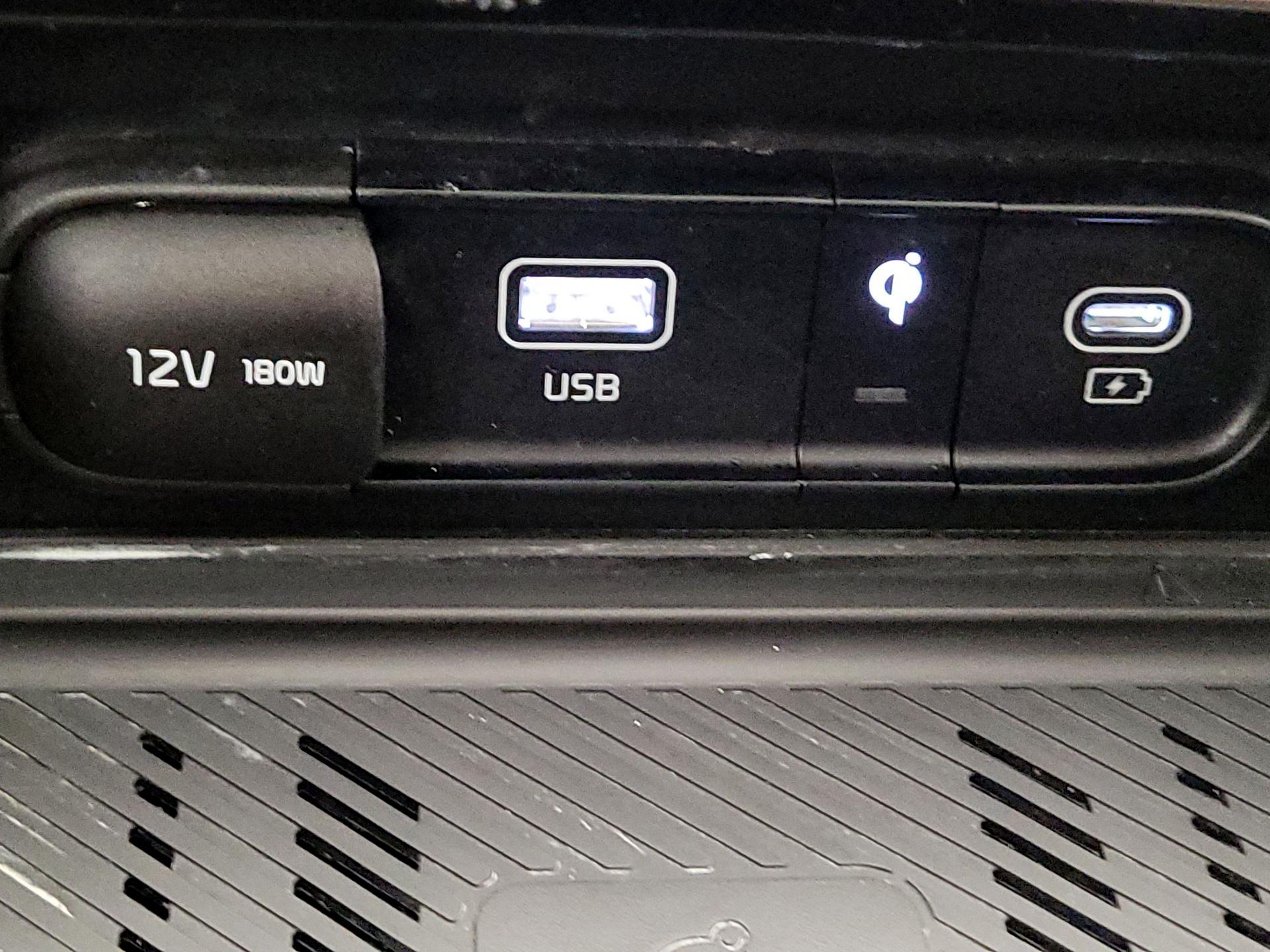 Thumbnail: 2023 Kia Sportage - 19