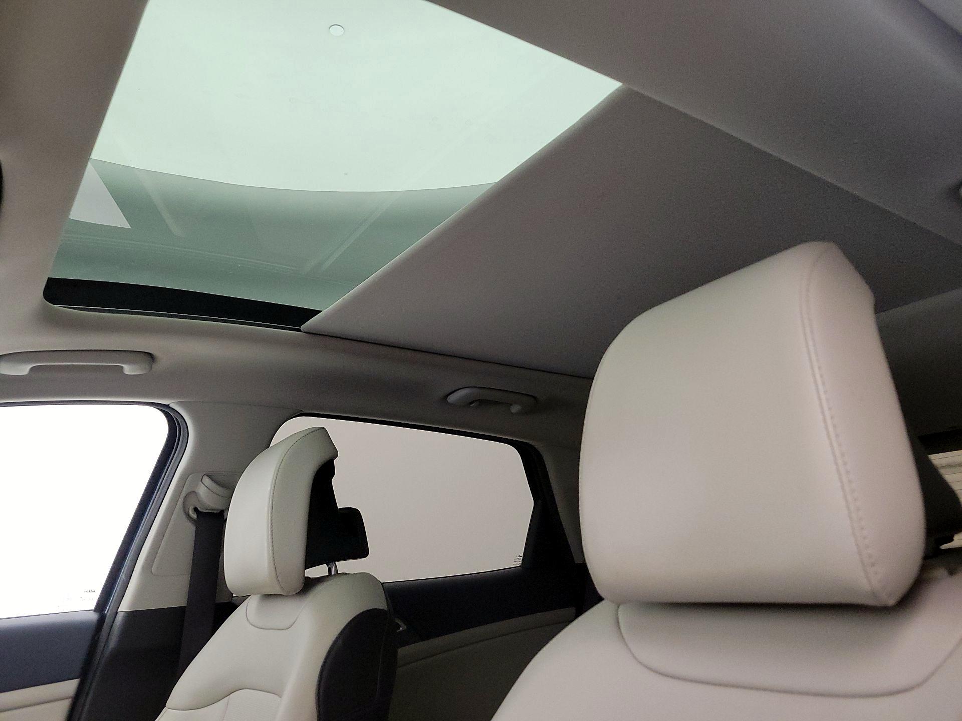 Thumbnail: 2023 Kia Sportage - 20