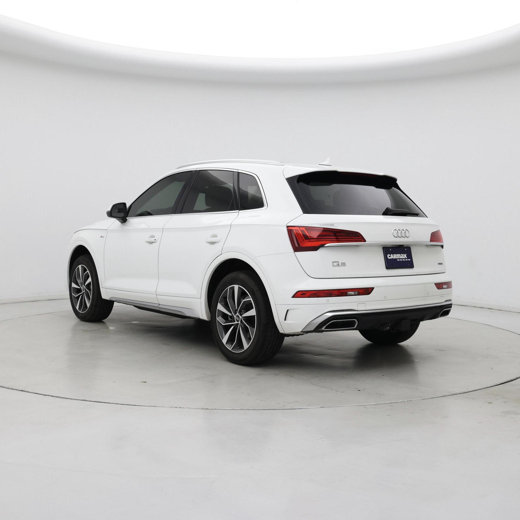 Thumbnail: 2022 Audi Q5 - 2