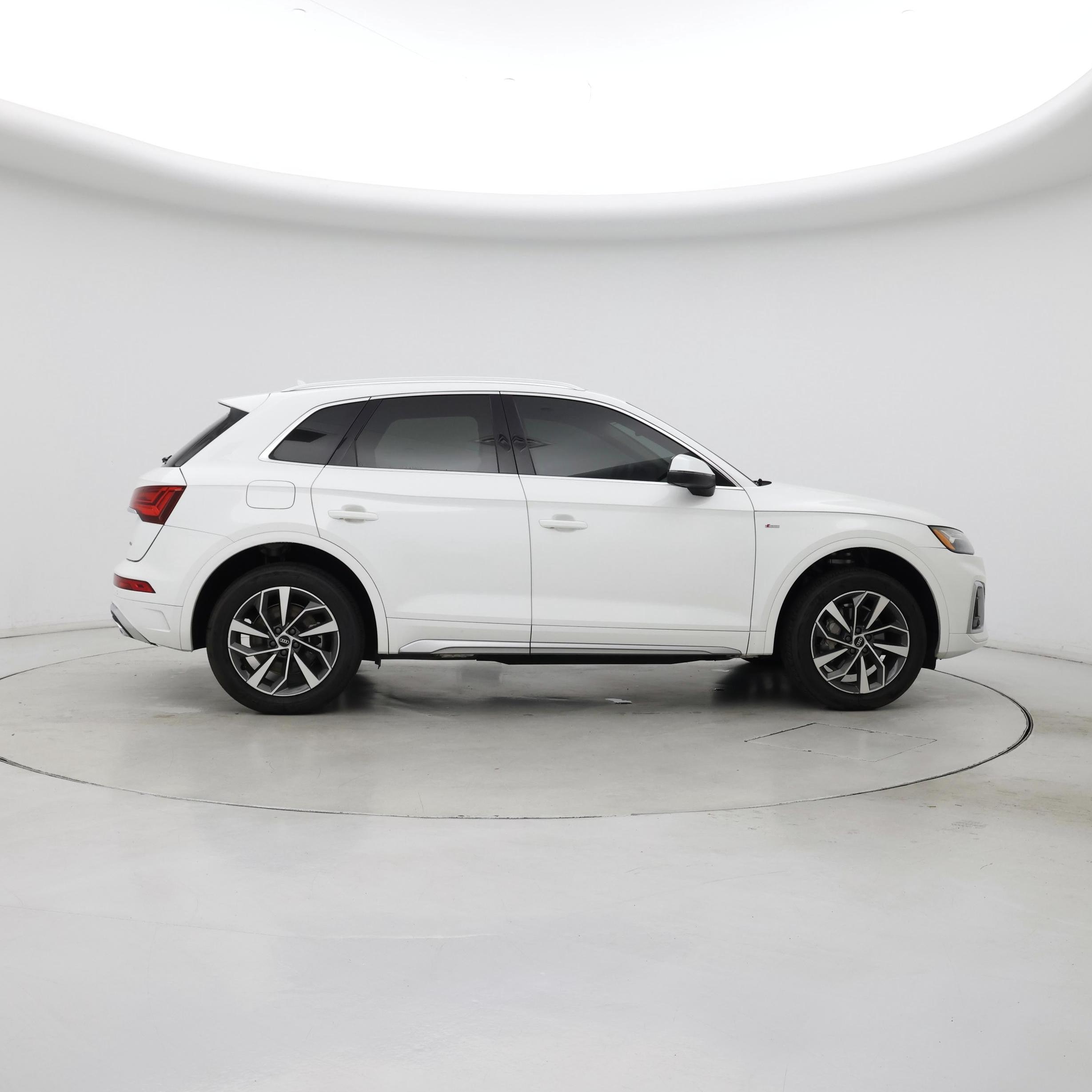 Thumbnail: 2022 Audi Q5 - 7