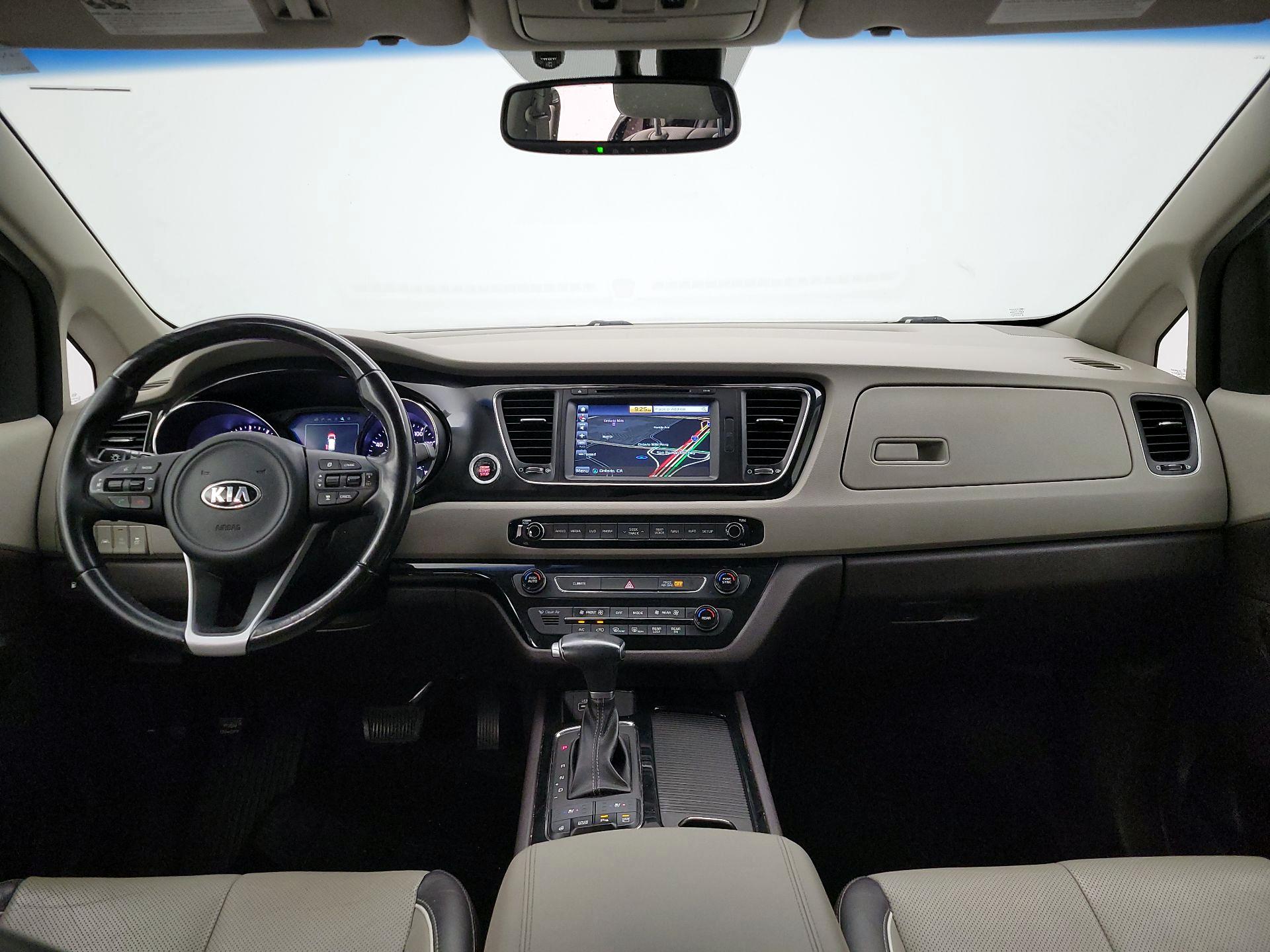 Thumbnail: 2018 Kia Sedona - 9