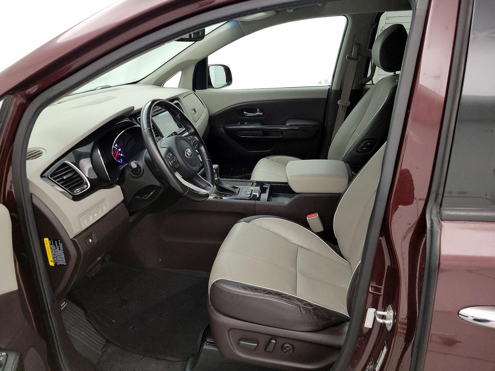 Thumbnail: 2018 Kia Sedona - 11