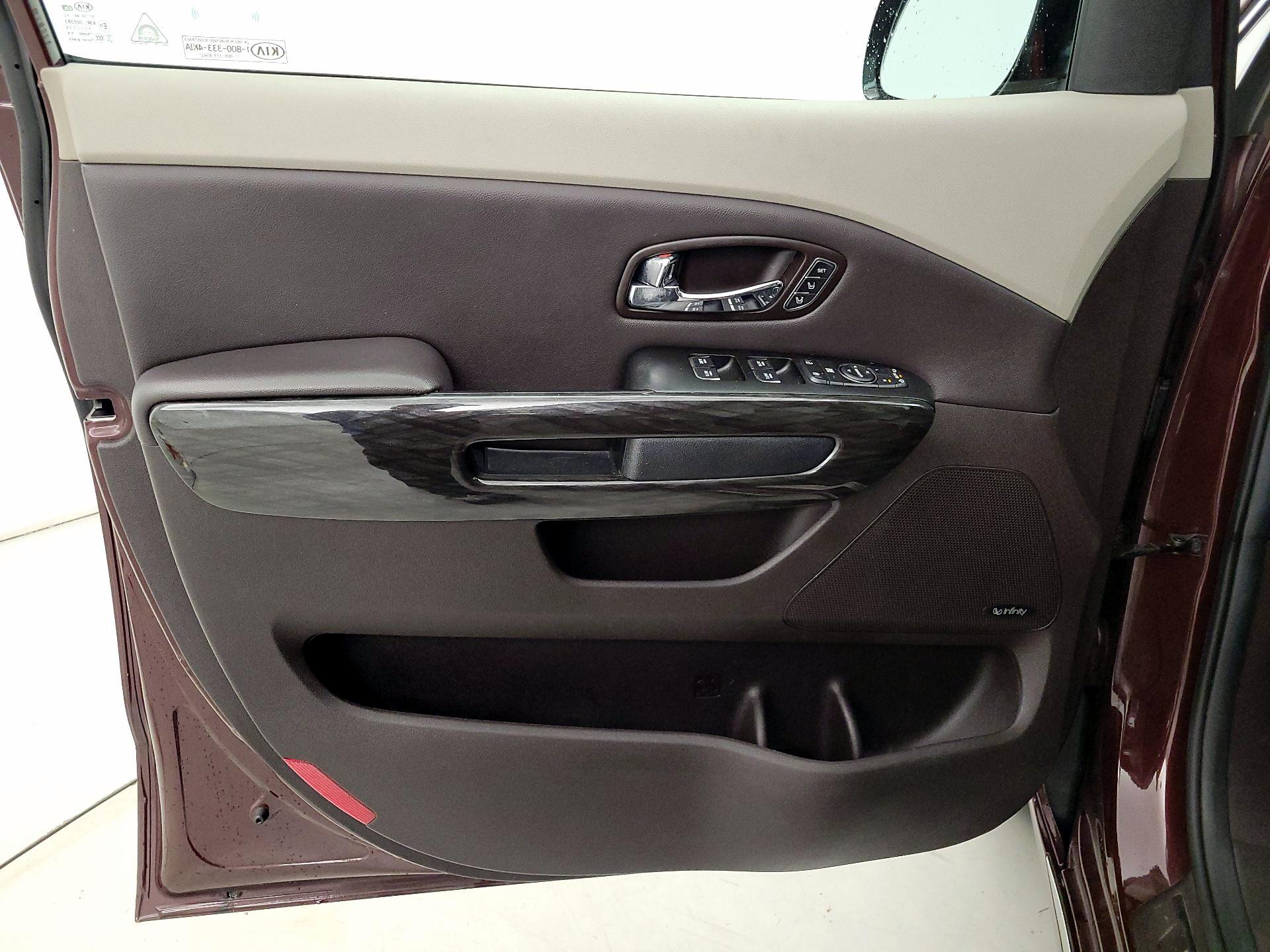Thumbnail: 2018 Kia Sedona - 12