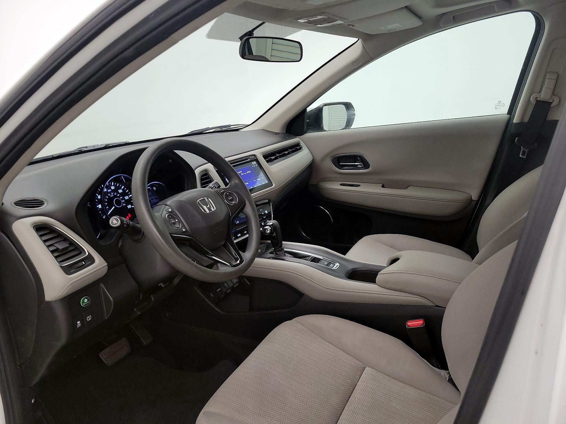 Thumbnail: 2016 Honda HR-V - 11