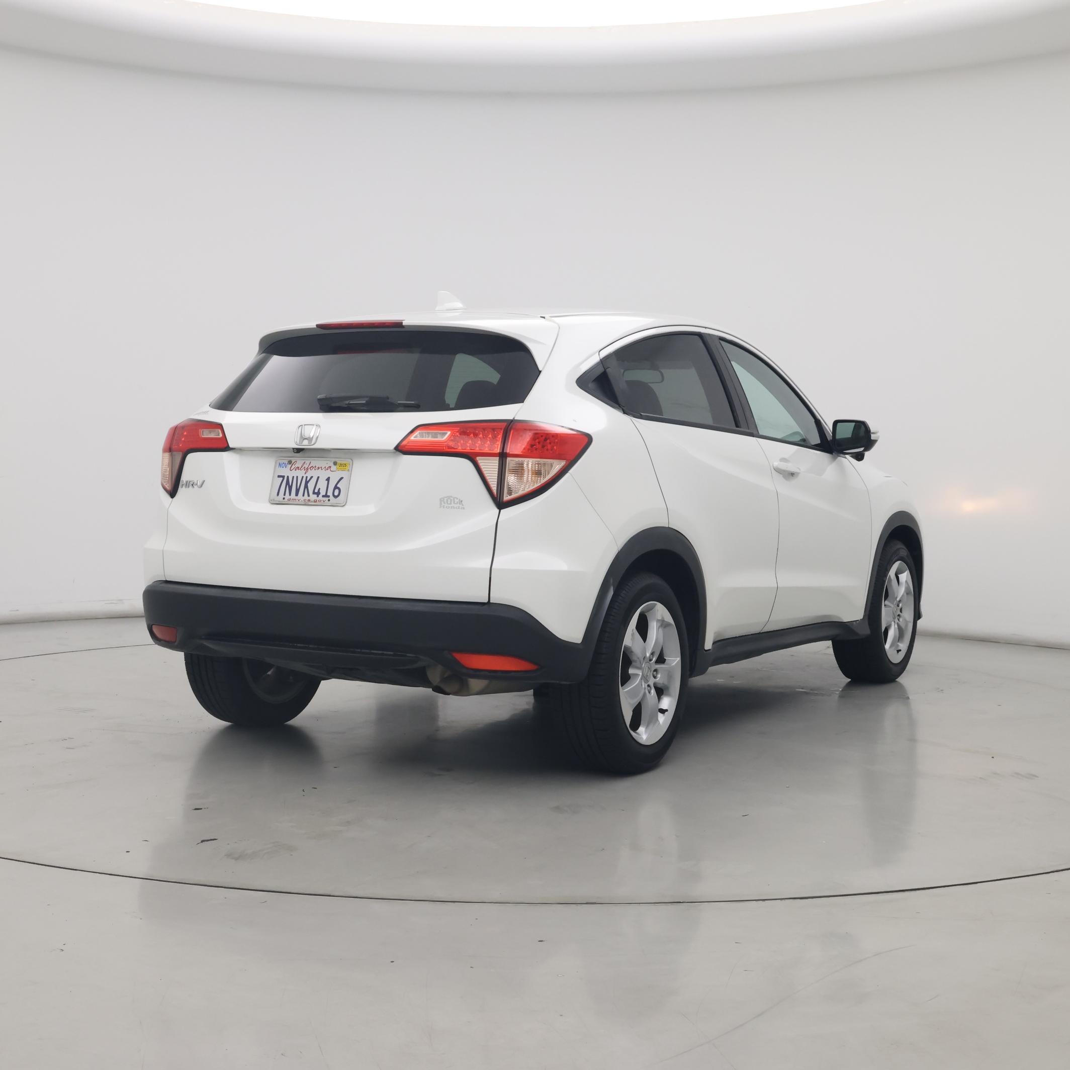 Thumbnail: 2016 Honda HR-V - 8